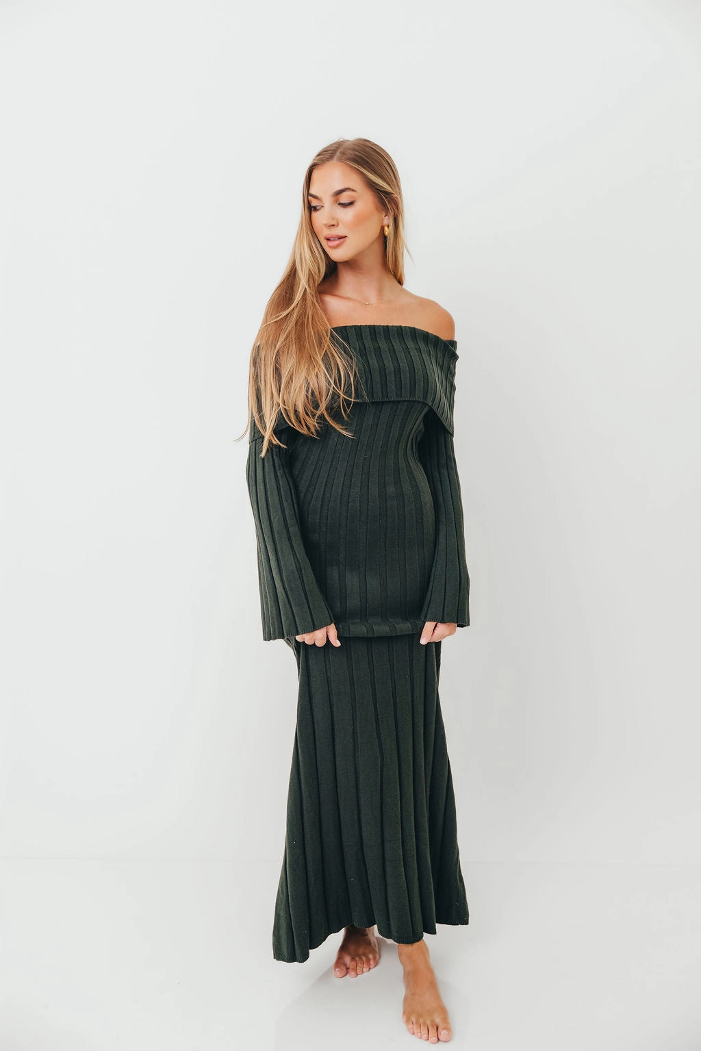 Evella Maxi Dress in Evergreen - Bump Friendly Lace Detail