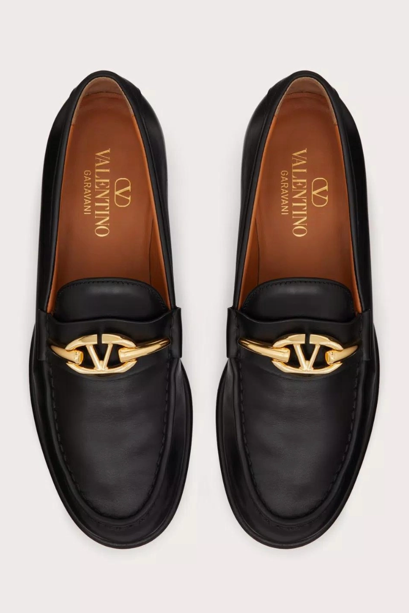 Trendy Footwear VLogo Signature Loafer