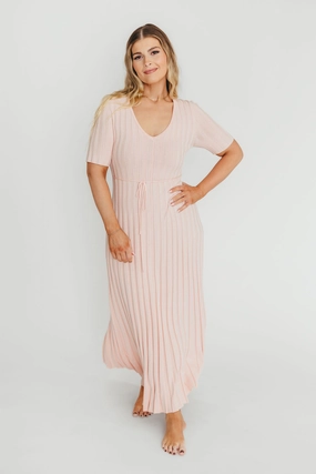 Compact Fit Comfortable fit Oakley Ribbed Maxi Dress in Light Pink - Bump Friendly *Final-Sale*