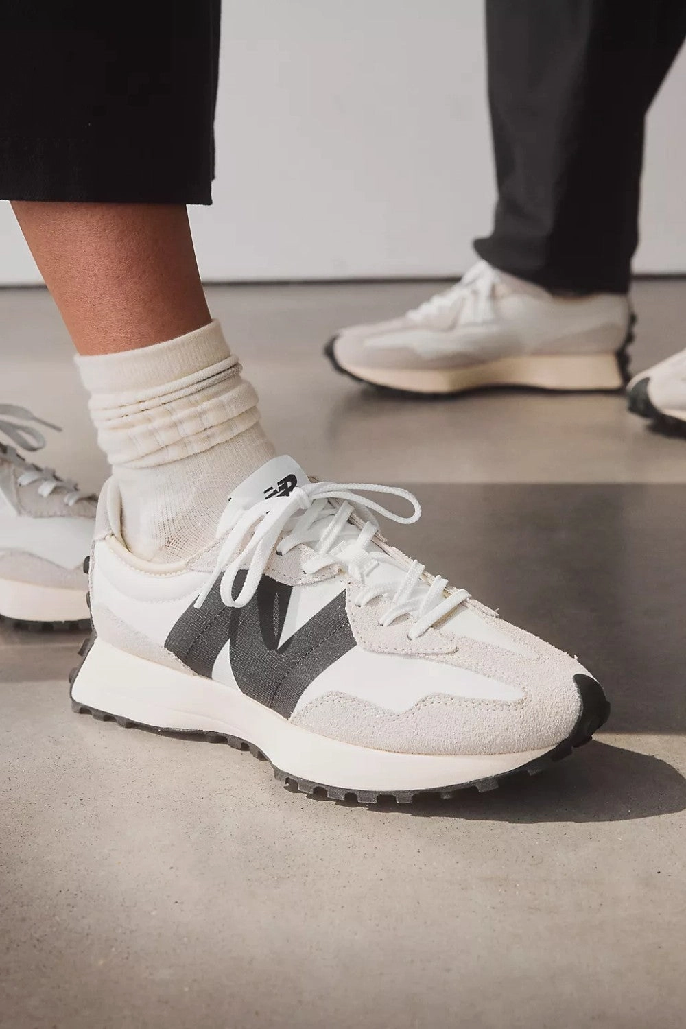 Retro New Balance 327 Sea Salt/White - Women's