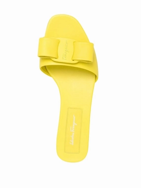 Ferragamo Vara Bow Open-Toe Sandals Enhanced Traction Pattern