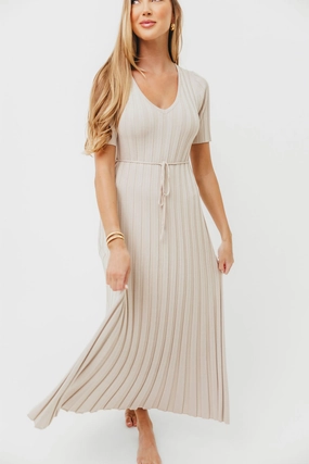 Effortless weekend dress Oakley Ribbed Maxi Dress in Dusty Taupe - Bump Friendly *Final-Sale*