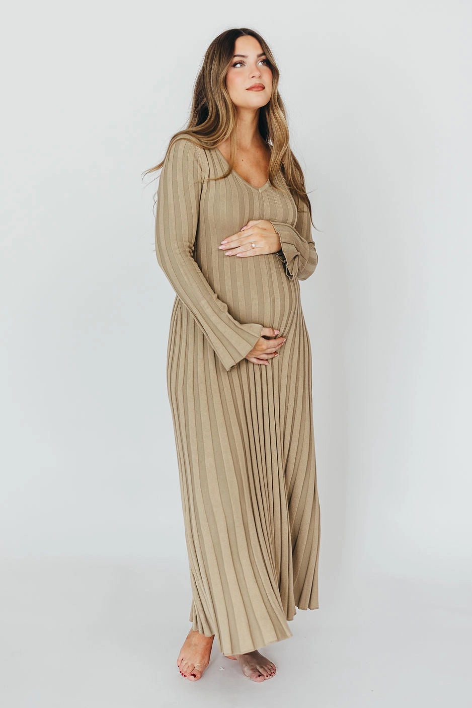 Smooth Wear Fresh Flow Hadley Long Sleeve V-Neck Knit Maxi Dress in Dune