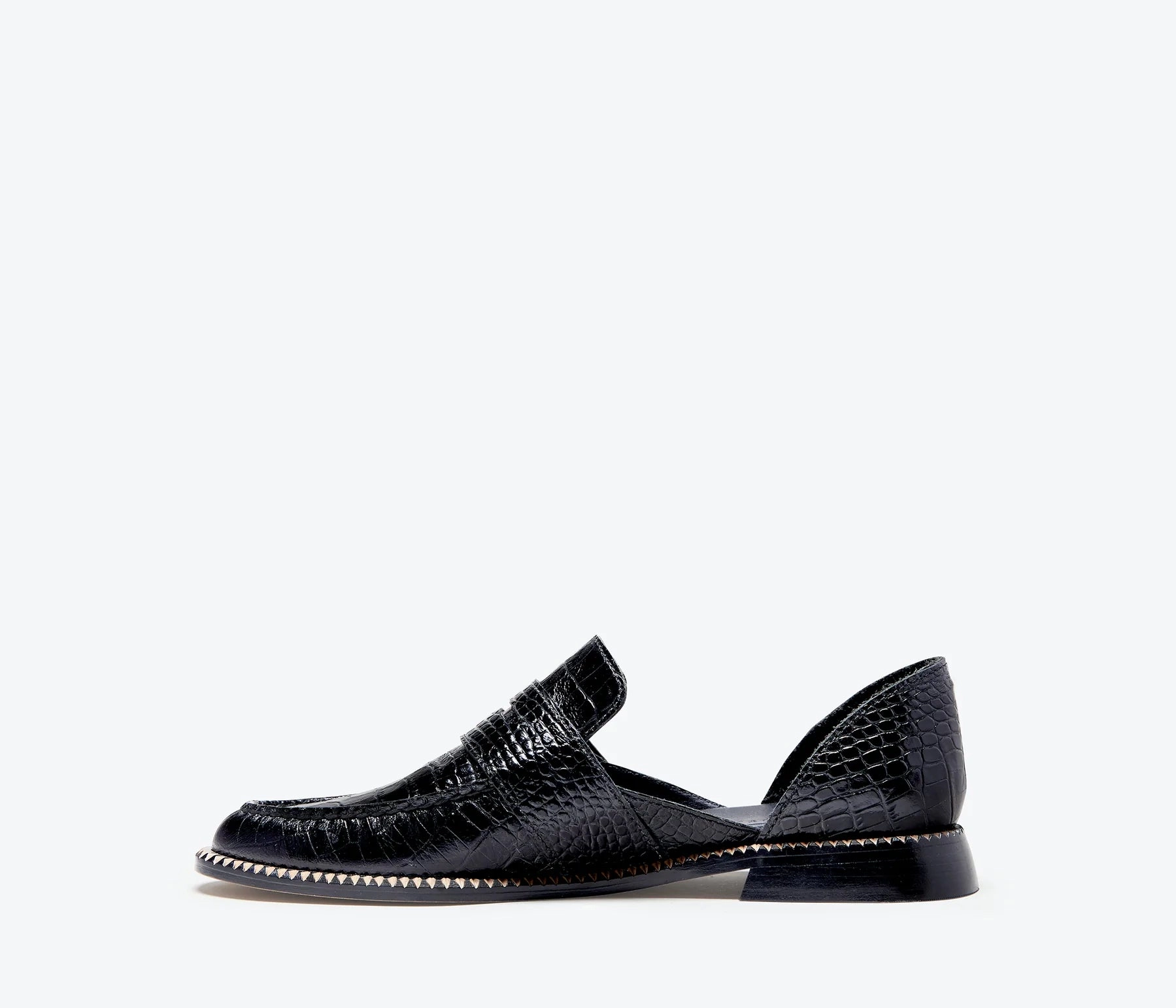Guest Side Freda Salvador Tash D'orsday Moccassin in Black Embossed Croc