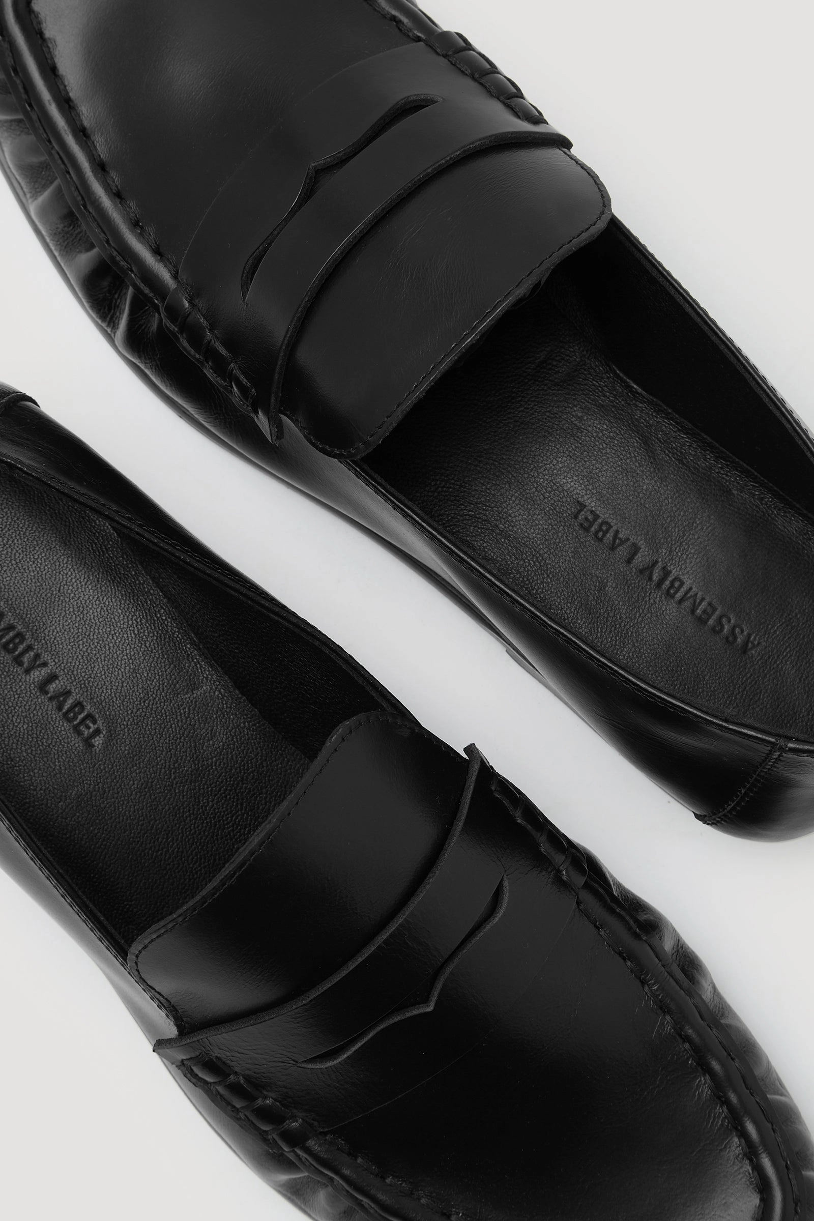 Coast Step Avenue Leather Loafer