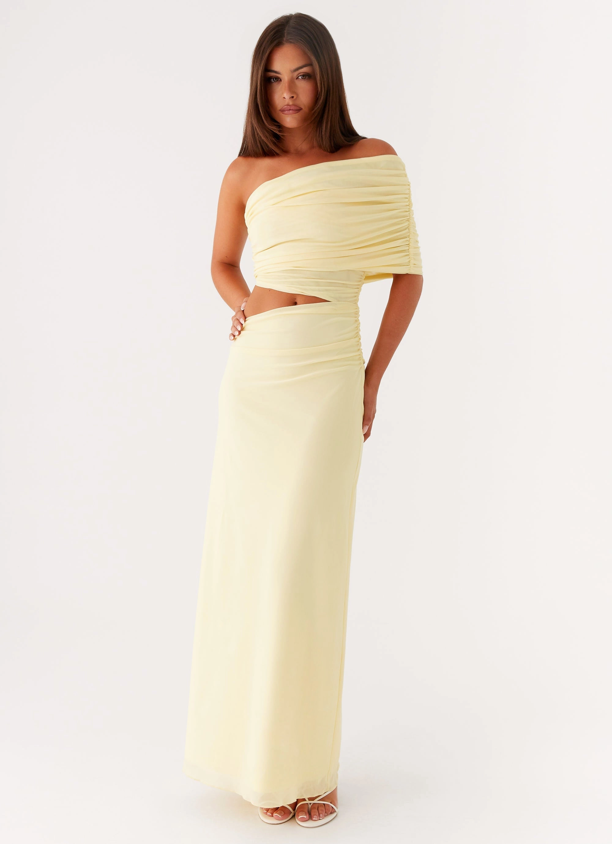 Gillian Maxi Dress - Yellow Brunch Fit light layering