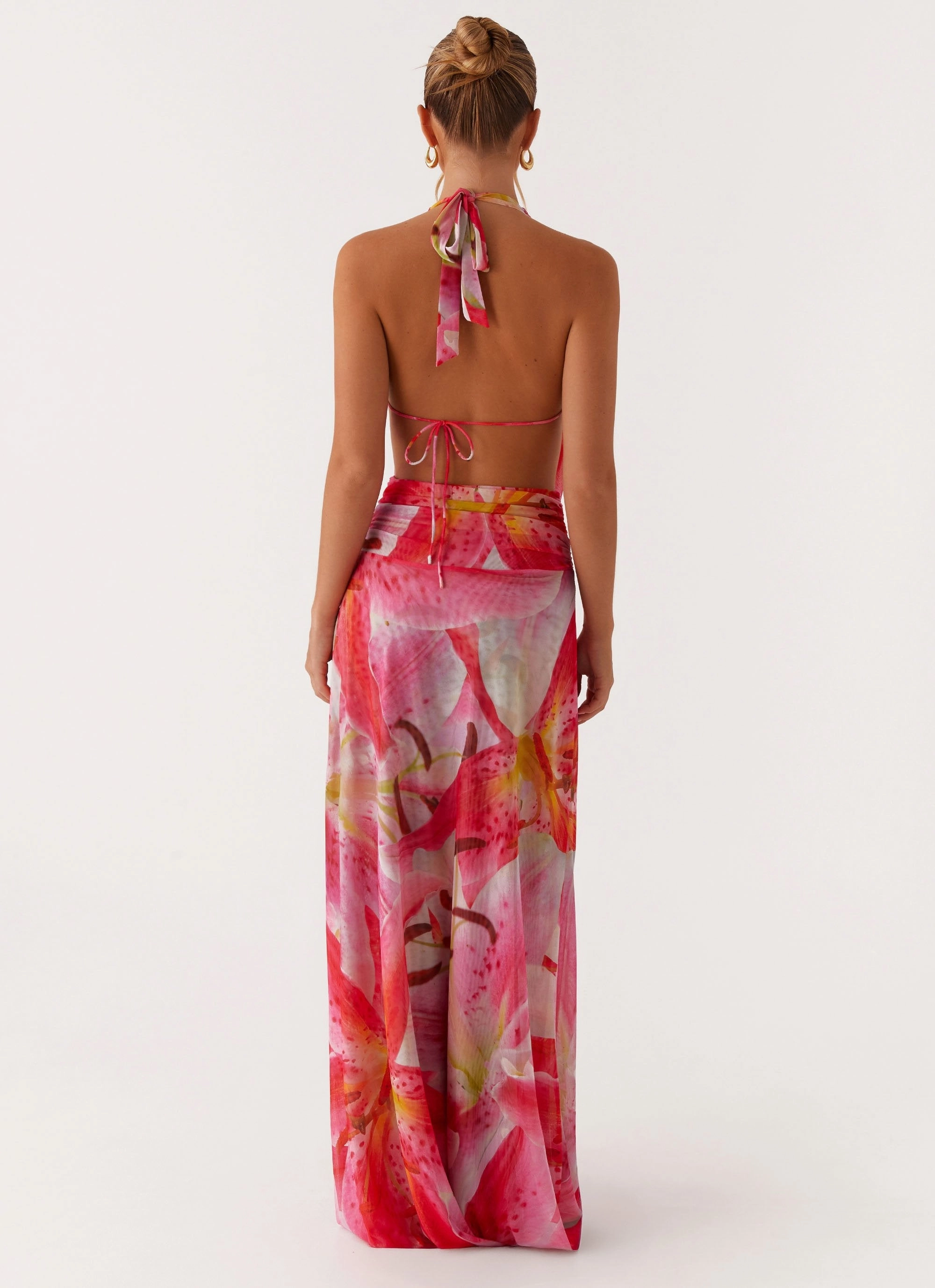Elysia Mesh Maxi Dress - White Pink Lilly Sharp Mood Subtle Glow