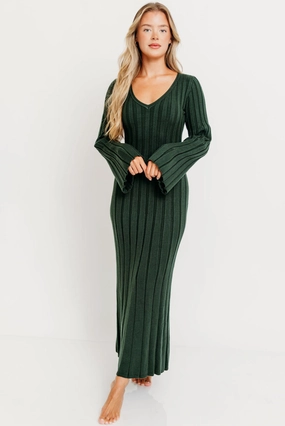 Soft Contour Chic Layering Hearth V-Neck Maxi Dress in Evergreen - Bump Friendly