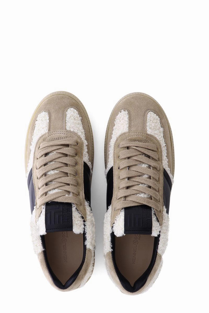 Adaptive Pace Pop Retro Sneaker