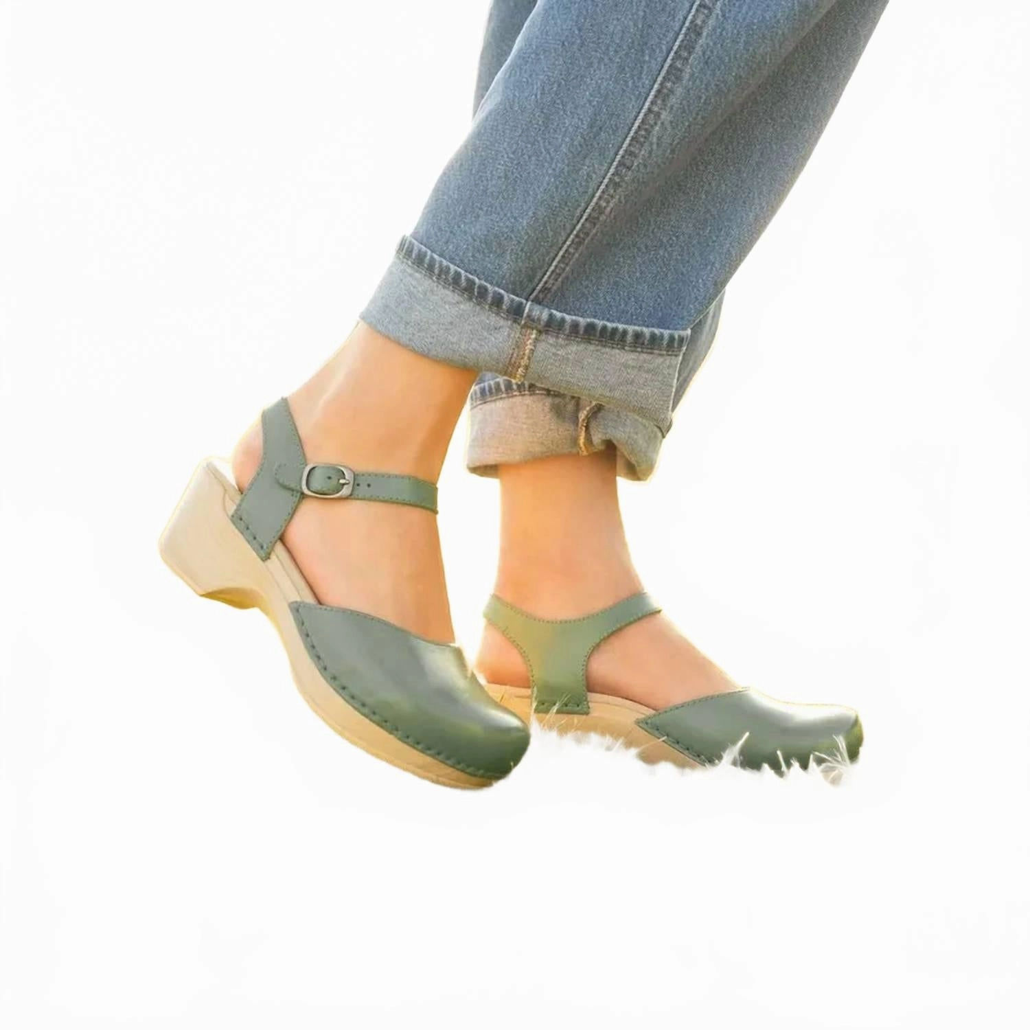 Women Sam Sandal In Green Shock Absorbing Insole