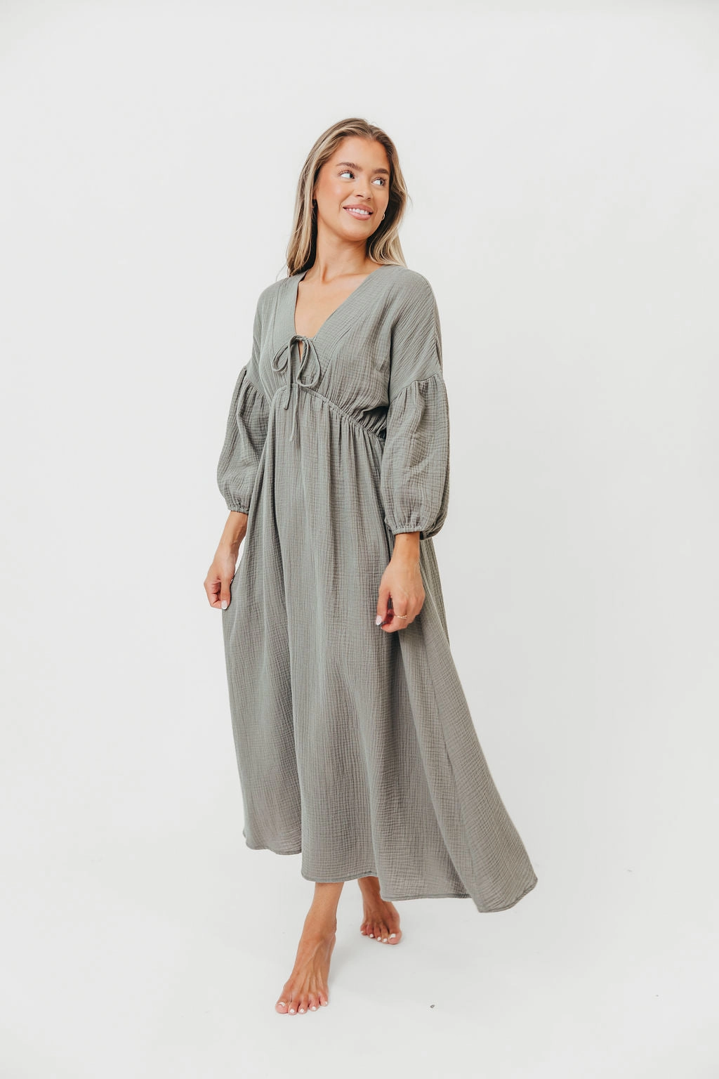 Skin-friendly Minimalist Look Hunter 100% Cotton Gauze Midi Dress in Dry Sage