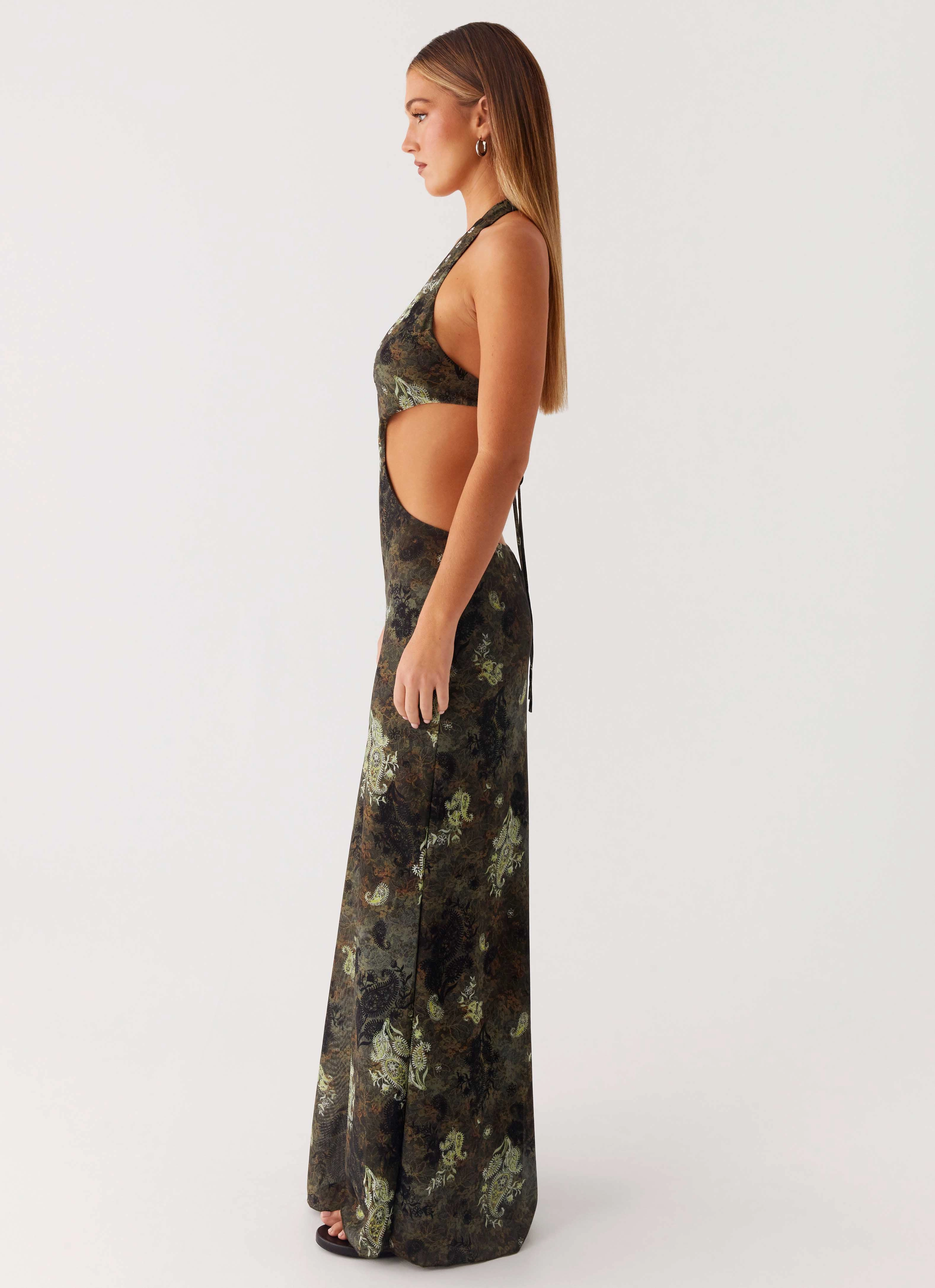 Indra Maxi Dress - Cyber Floral Airy Feel Light material