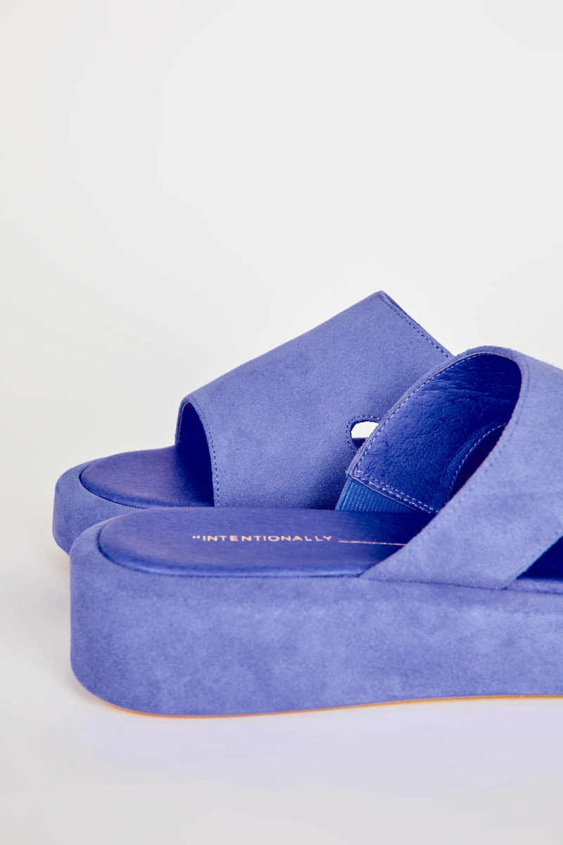 Intentionally Blank Ina Platform Sandal in Periwinkle High Durability Effortless Footwear