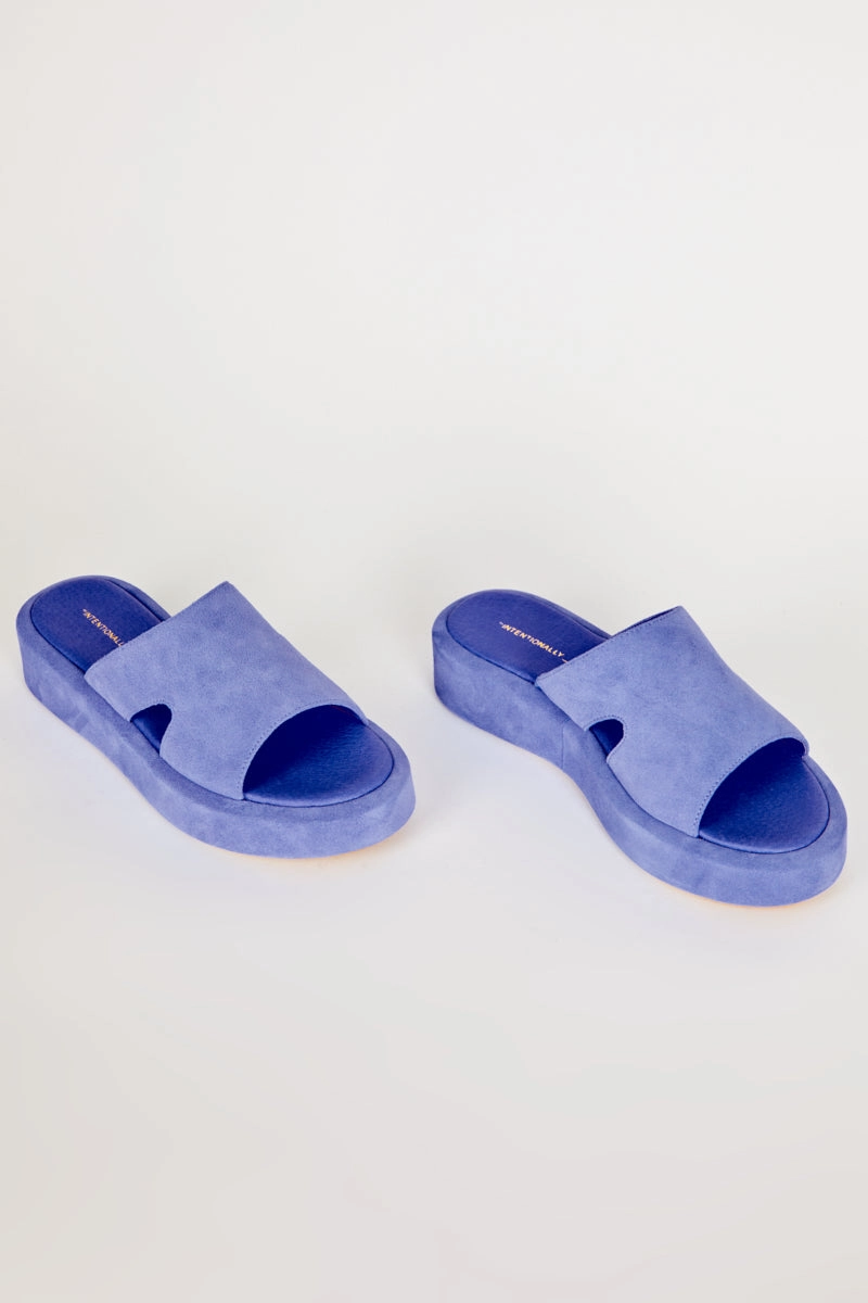 Intentionally Blank Ina Platform Sandal in Periwinkle Comfortable elasticity