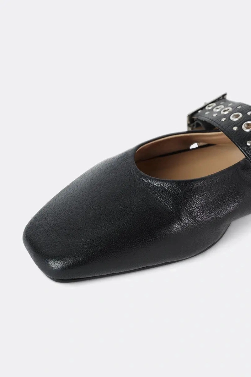 Intentionally Blank Pearl Singleback Ballet Flat in Black Sole Air Cushioning