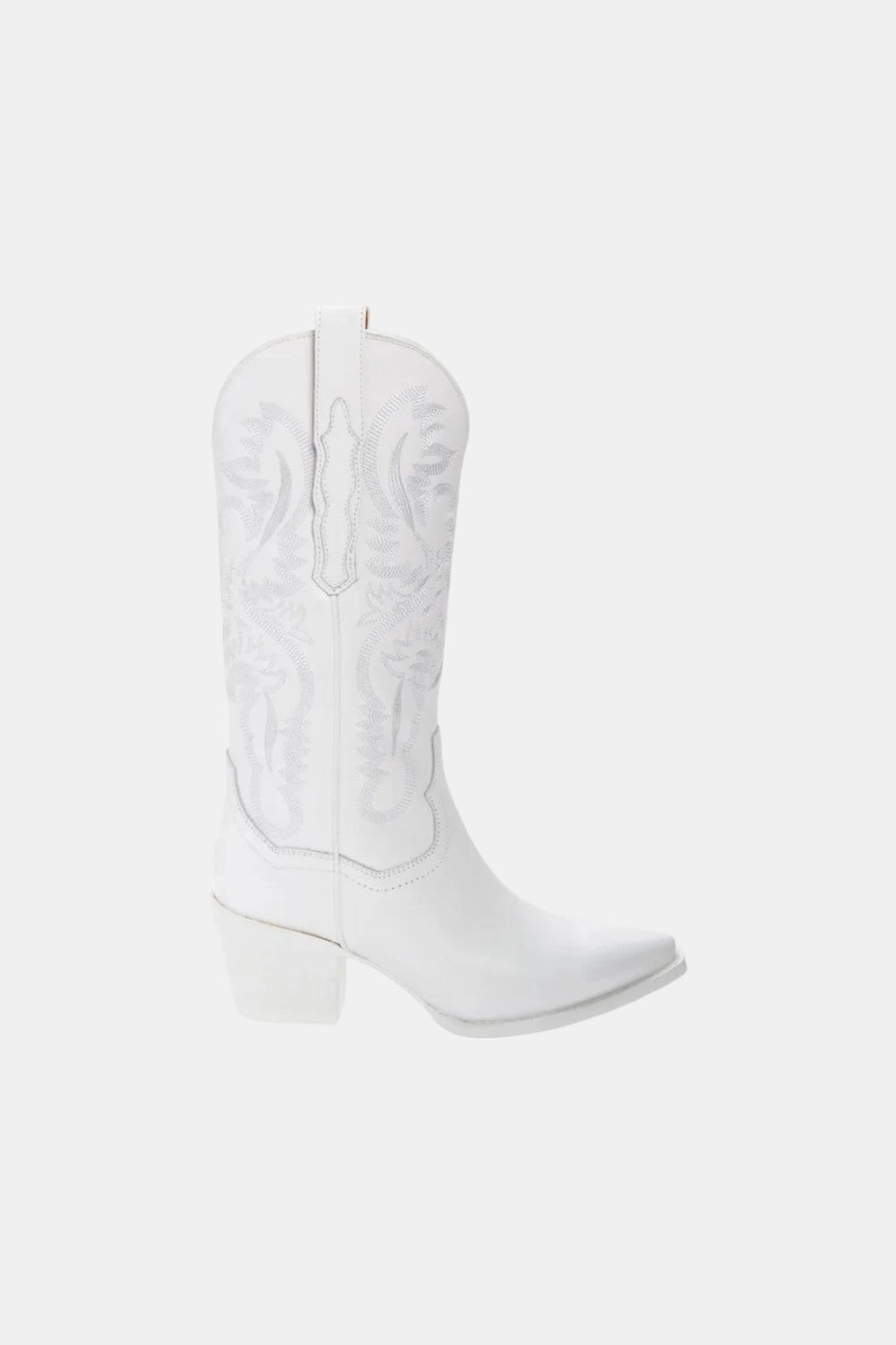Low Maintenance Weekend Trip Jeffrey Campbell Dagget Boot In White Combo