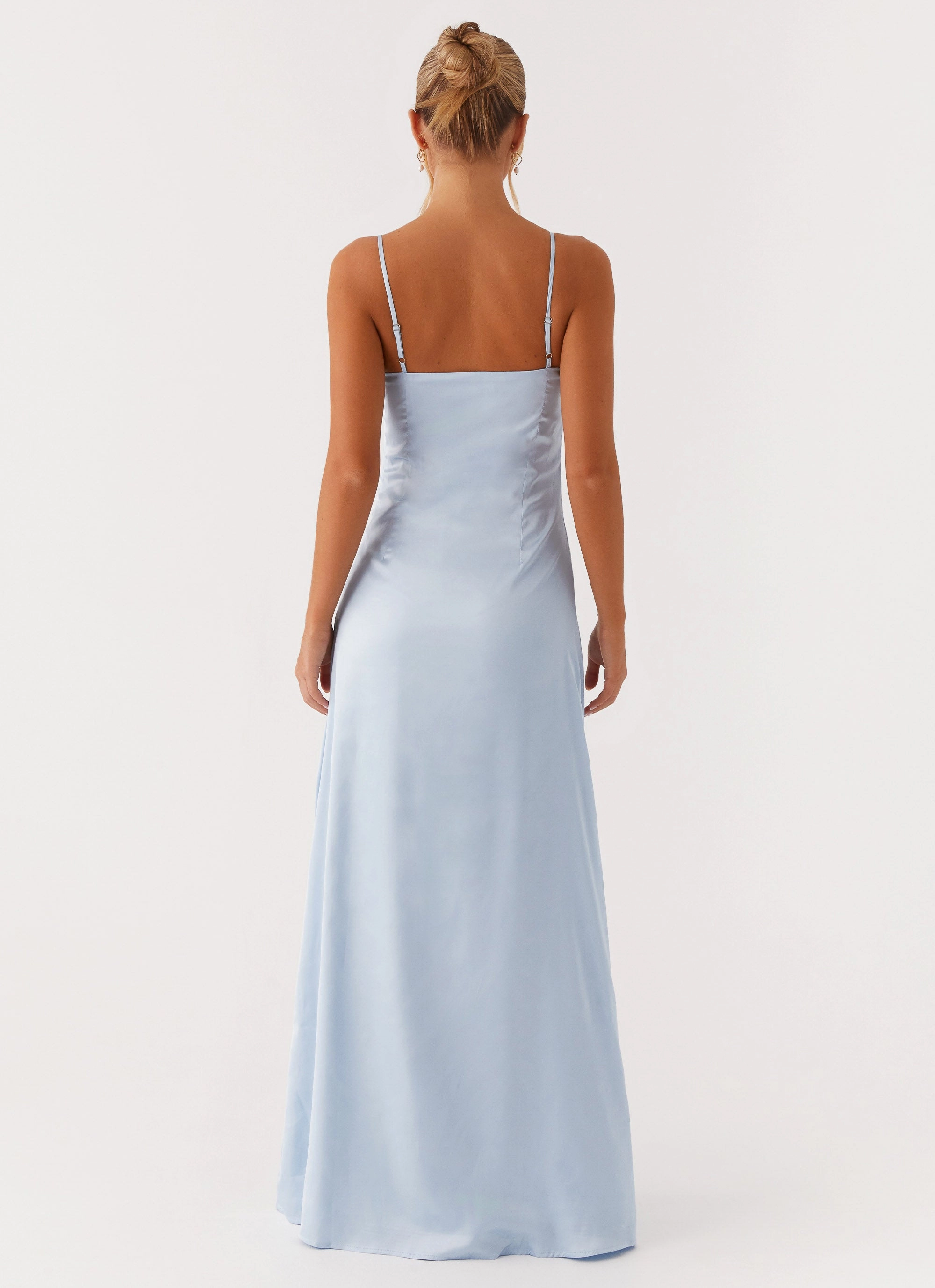 Aster Bloom Maxi Dress - Blue Sleek Touch