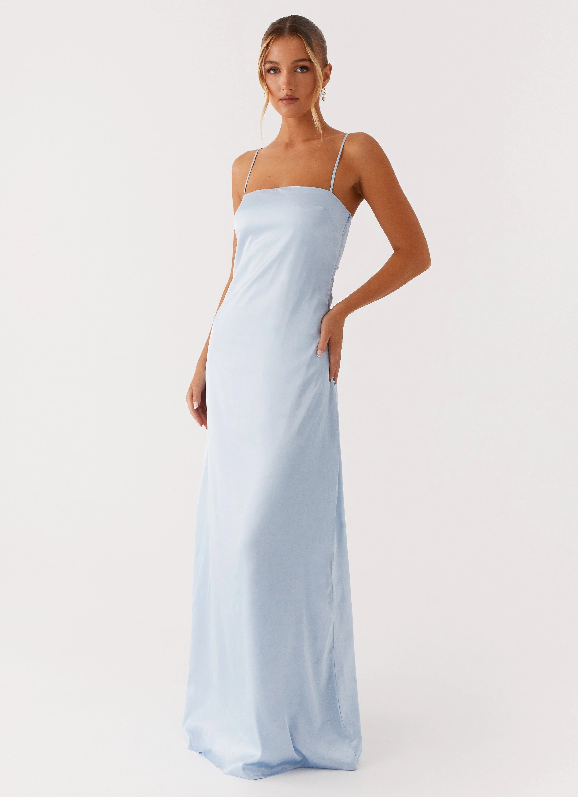 Aster Bloom Maxi Dress - Blue Casual Vibes Minimalist Fit