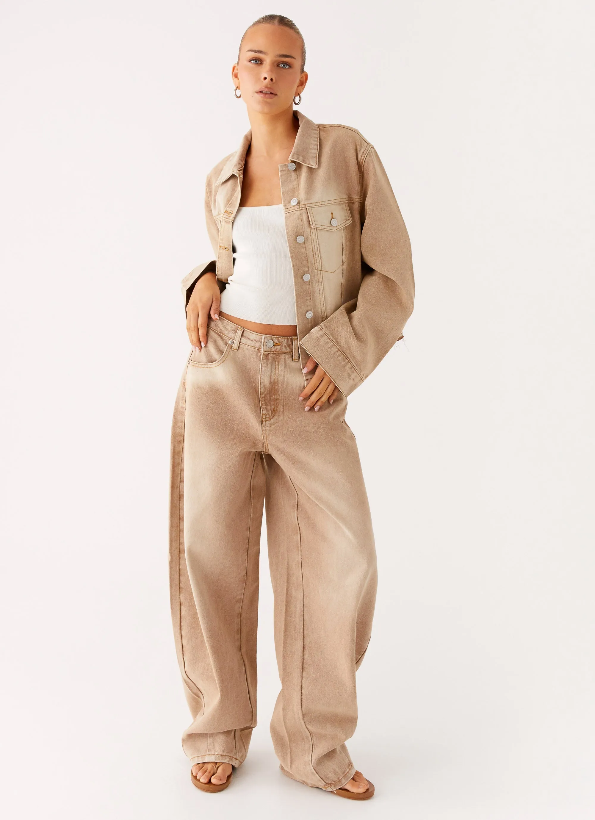 runner Minimalist Aesthetic Khalil Denim Jacket - Tan