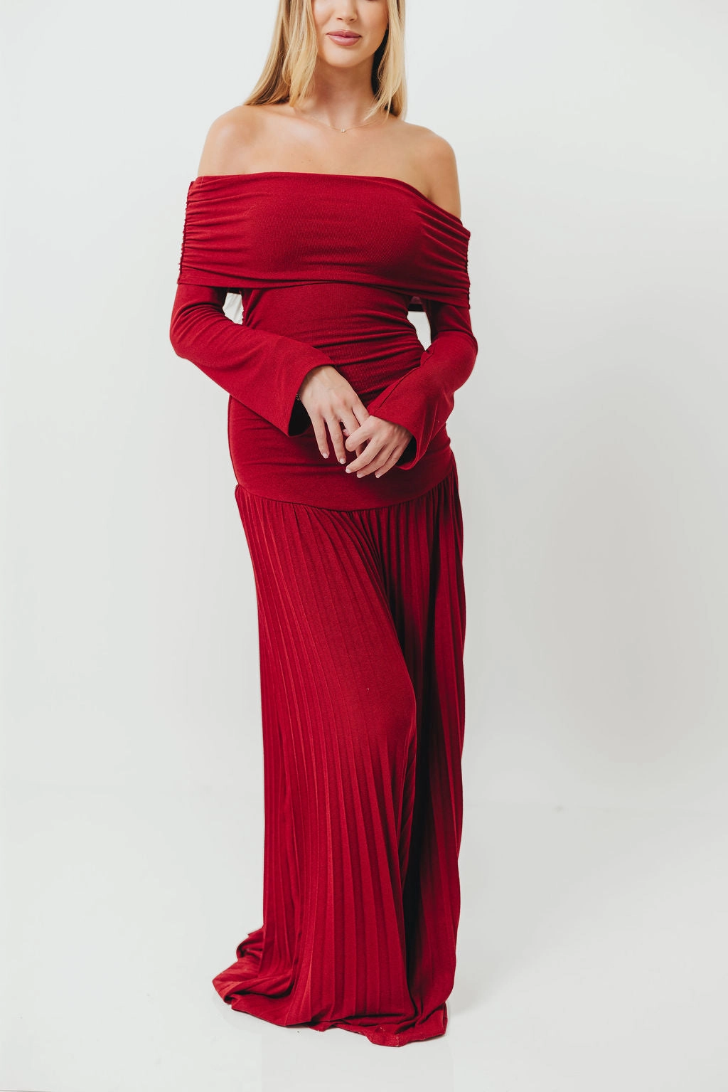 Lennox Long Sleeve Maxi Dress in Red Dreamy Look