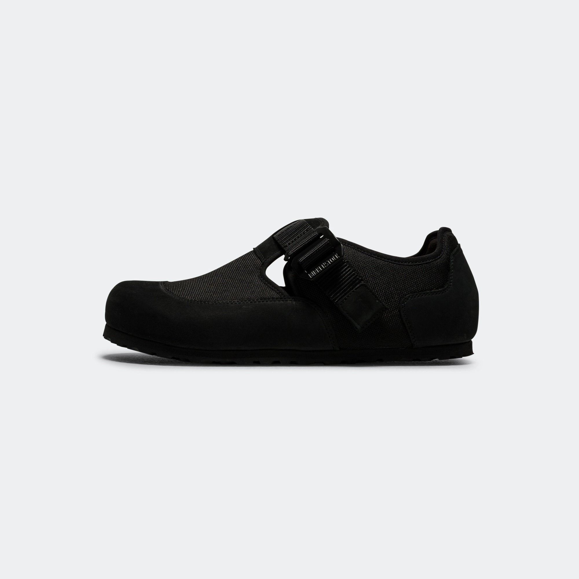 Comfortable all-day wear London Nova - Black Nubuck Leather/Textile