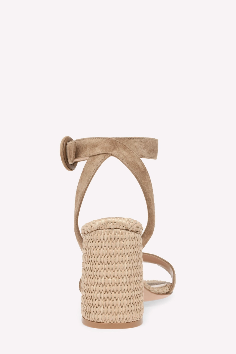 Luana Sandal Iconic Style