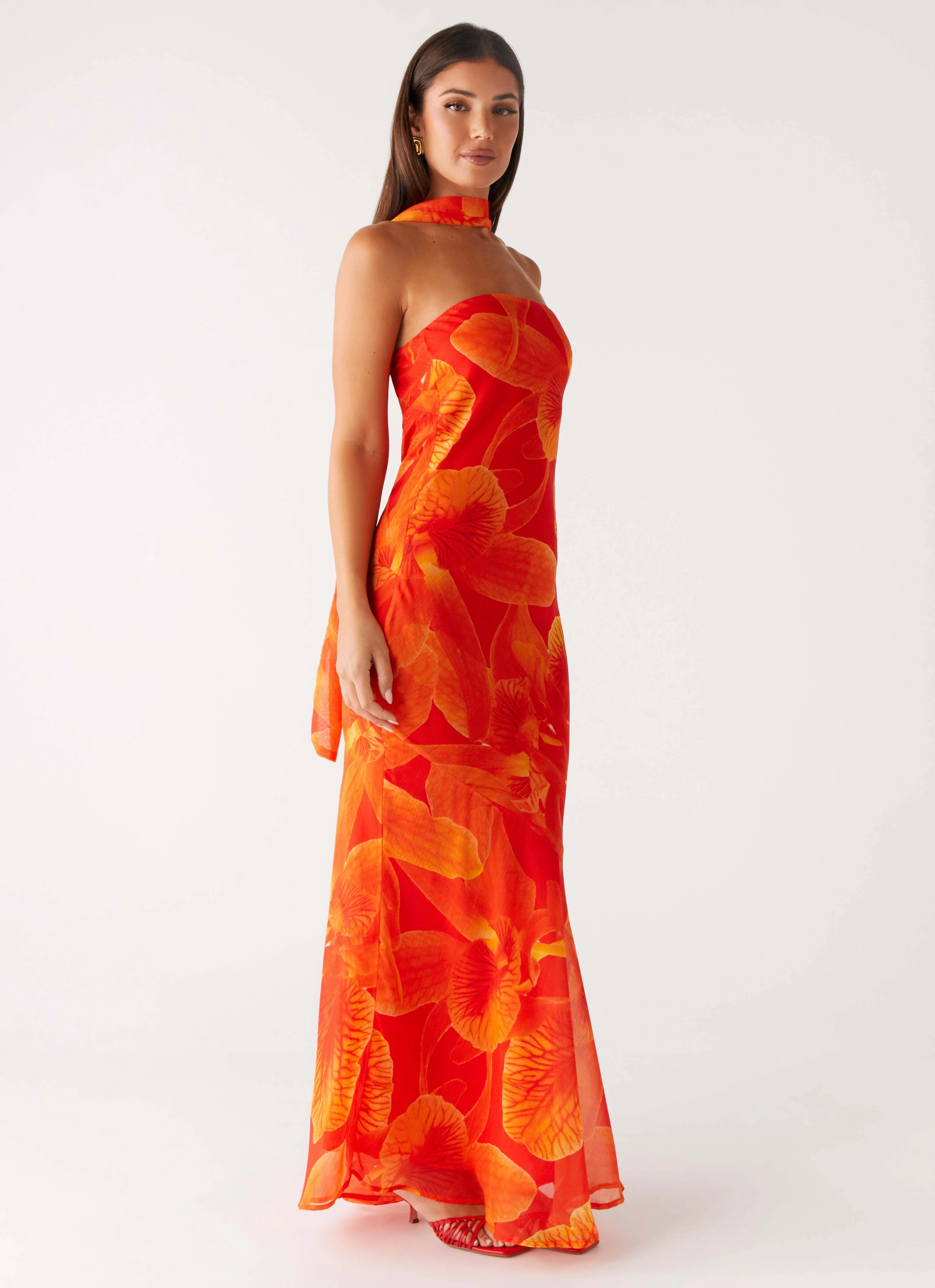 Under The Pagoda Maxi Dress - Orange Floral Sleek Layer