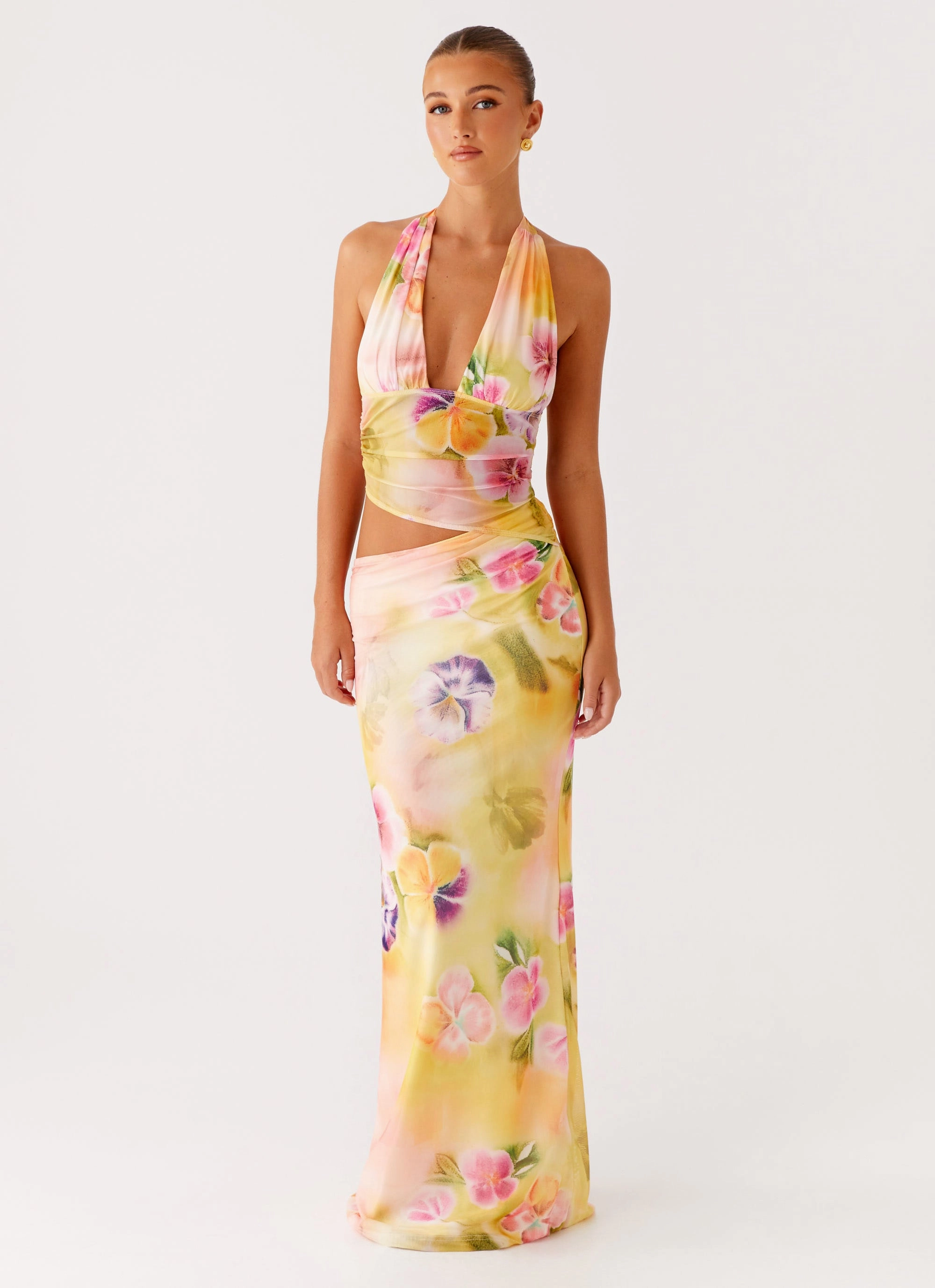 Luxury Feel Contemporary Look Main Act Halter Maxi Dress - Sunburst Floral