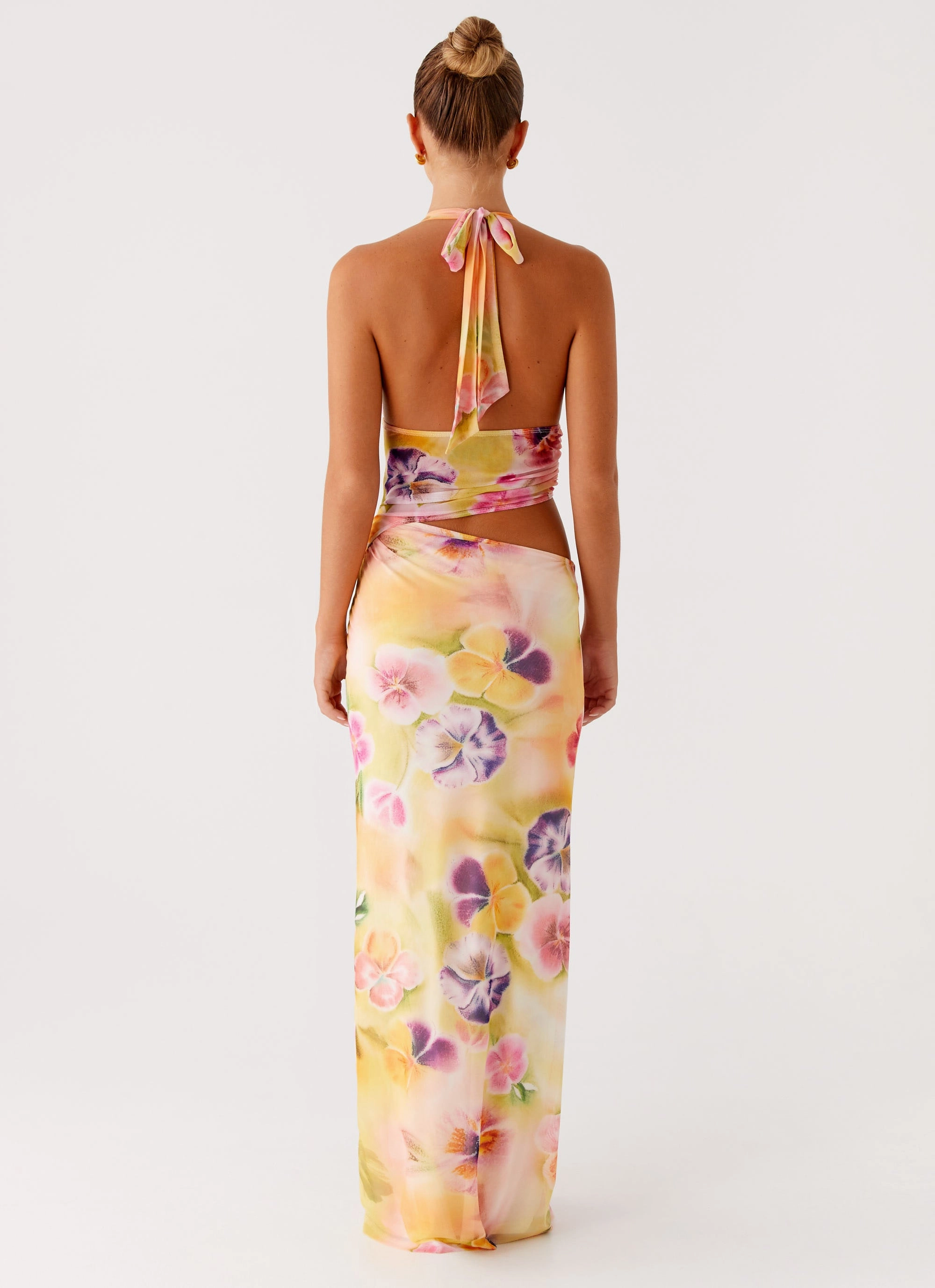 Relaxed work dress Main Act Halter Maxi Dress - Sunburst Floral