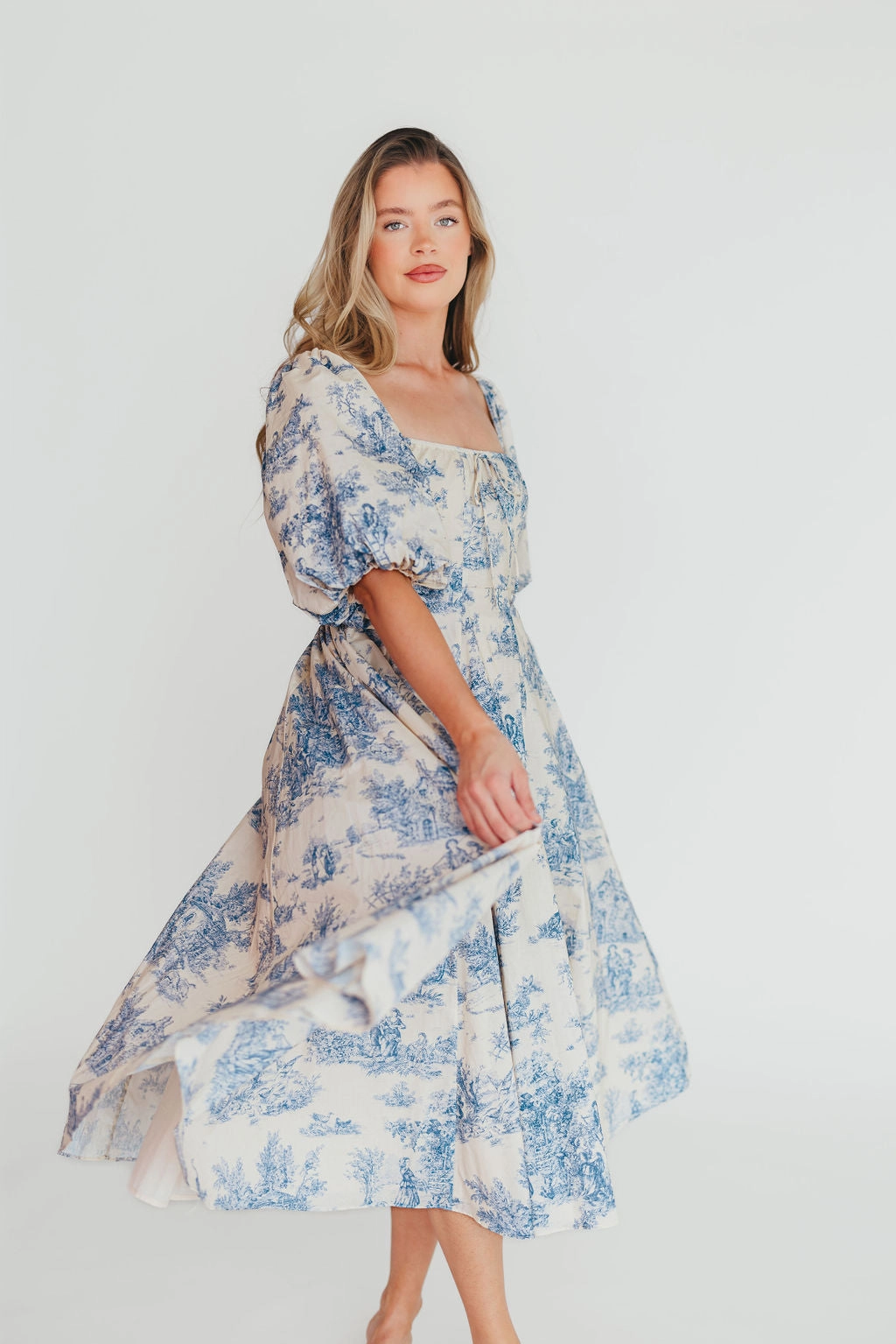 Mary Elizabeth Midi Dress in Blue Perfect Fit Feminine Design