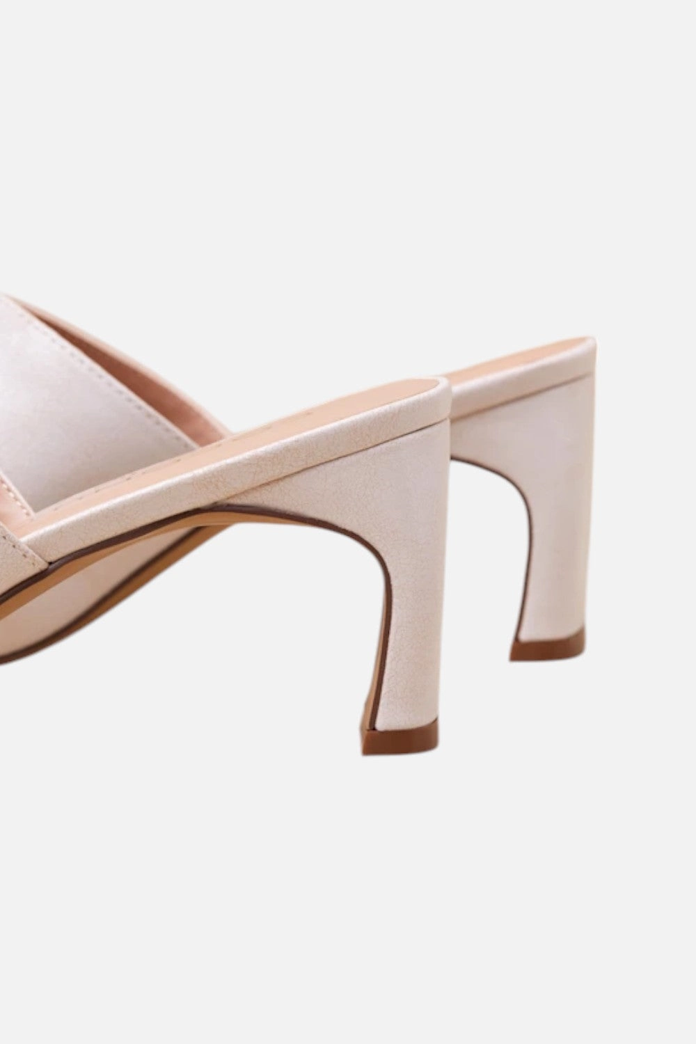 Comfortable Heeled Sandals Embellished Wedding Shoes Matisse Crawford in White