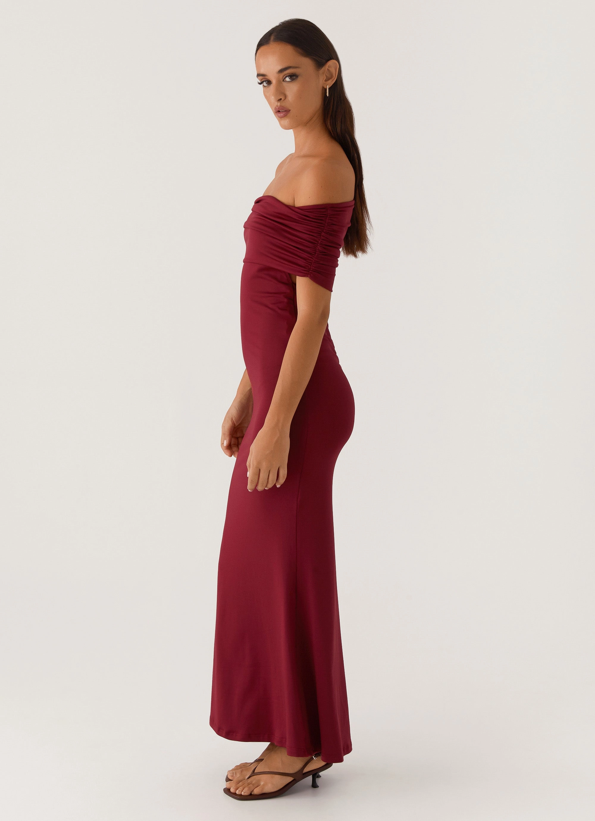 Easy Layering Edge Shape Maude Maxi Dress - Maroon