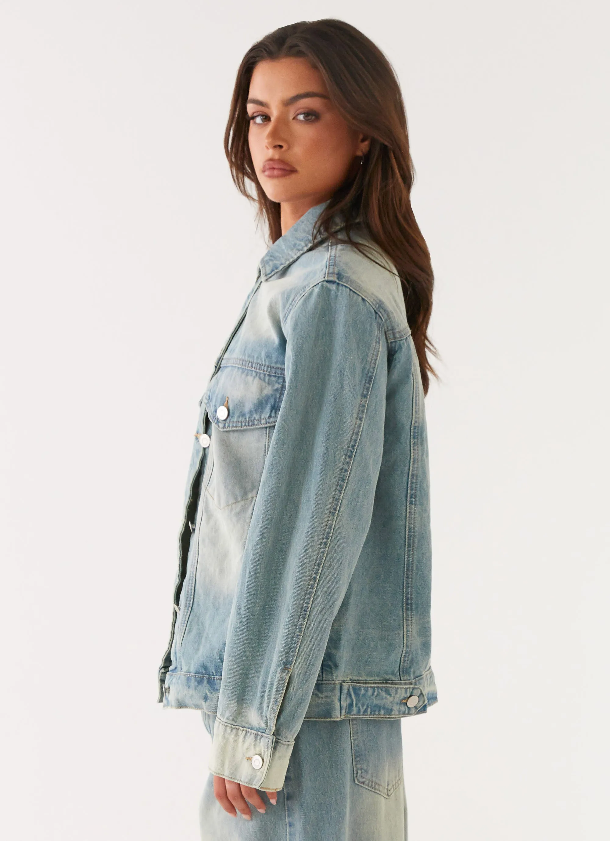 Loungewear Rollaway Collar Feature Maxwell Denim Jacket - Washed Blue
