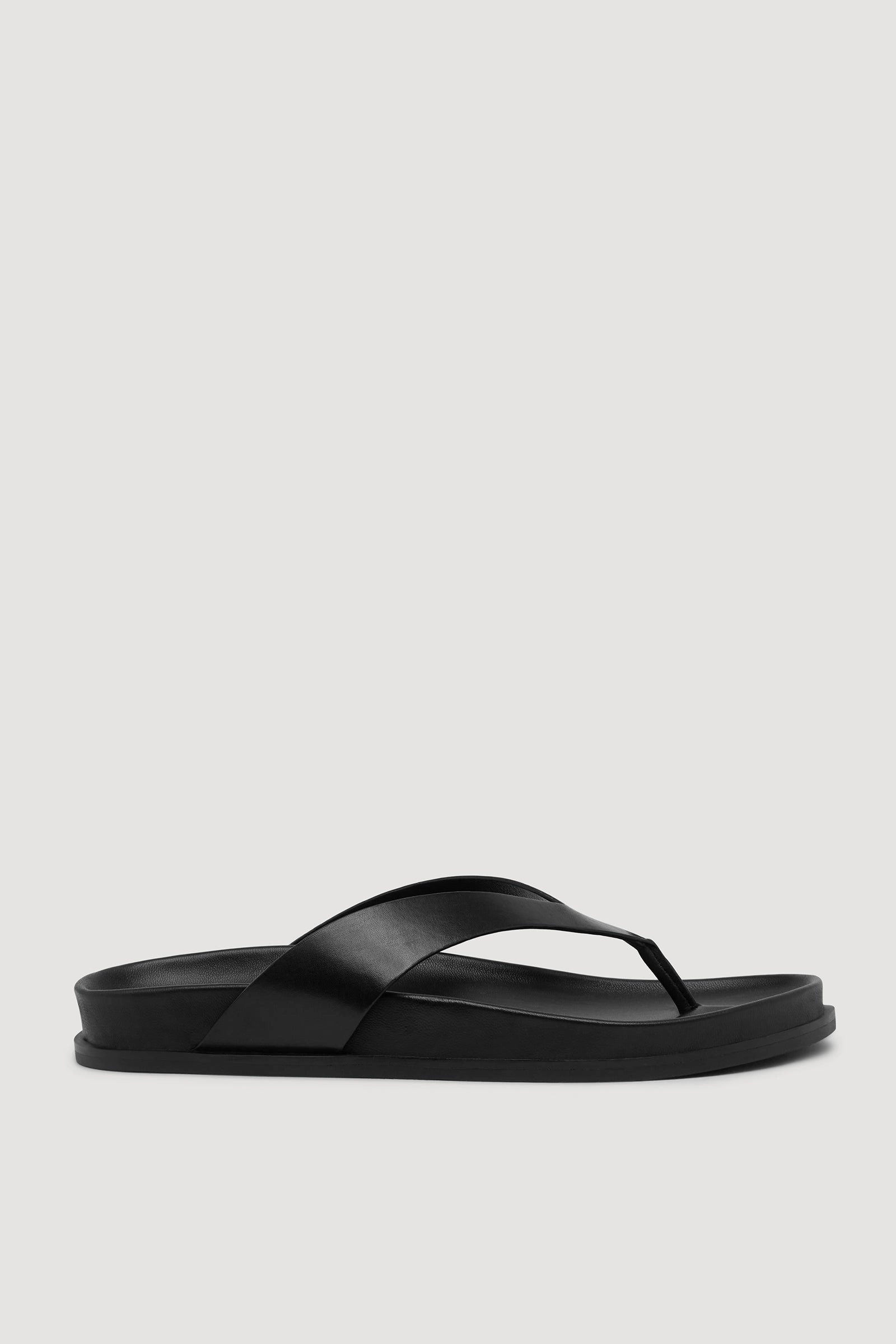 Lite Mode Mela Leather Thong