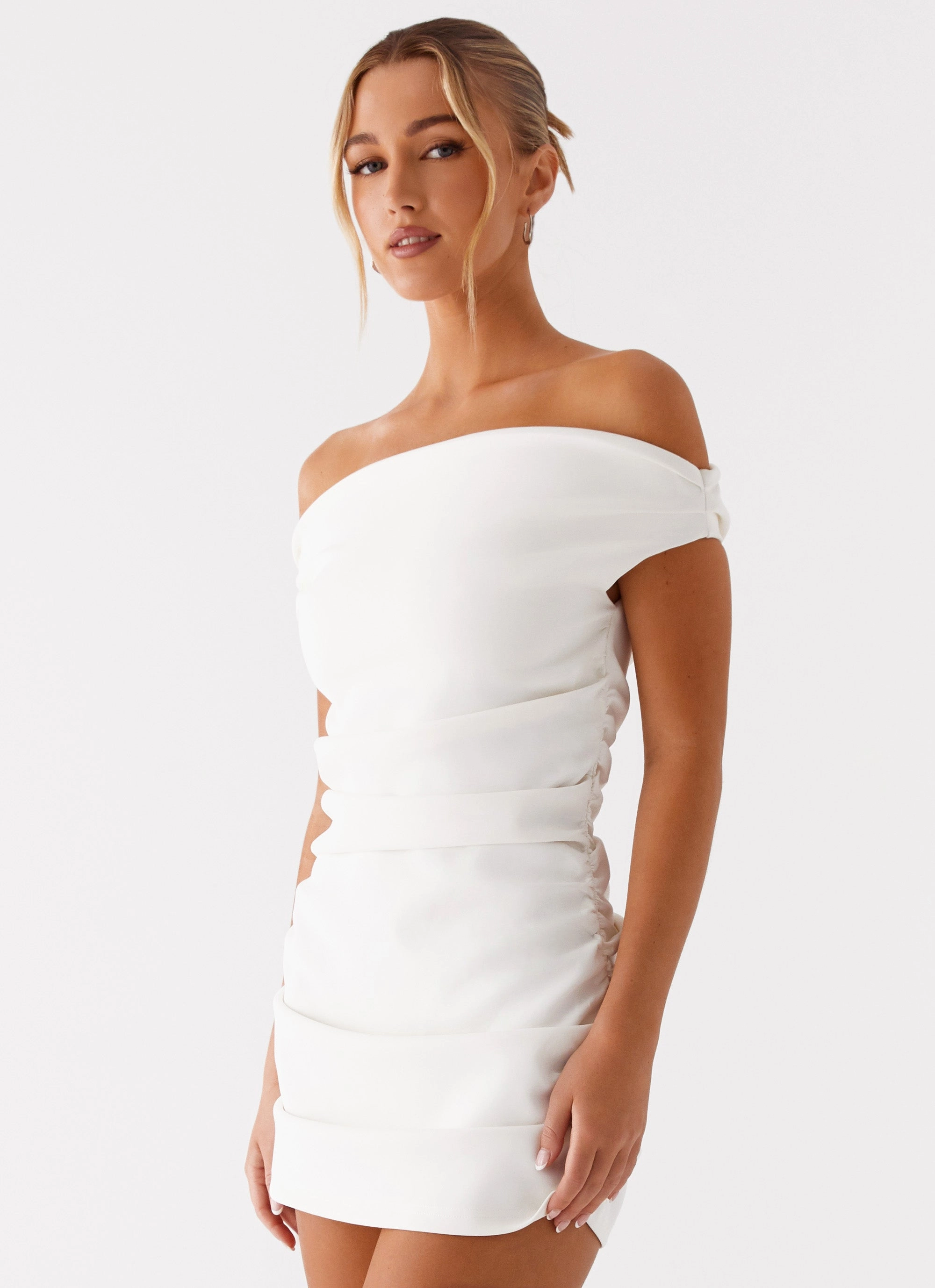 Contrast-Piping Edgy Twist Morgan Off Shoulder Mini Dress - Ivory