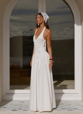 Timeless elegance Minimal Aesthetic Narnie Maxi Dress - Ivory