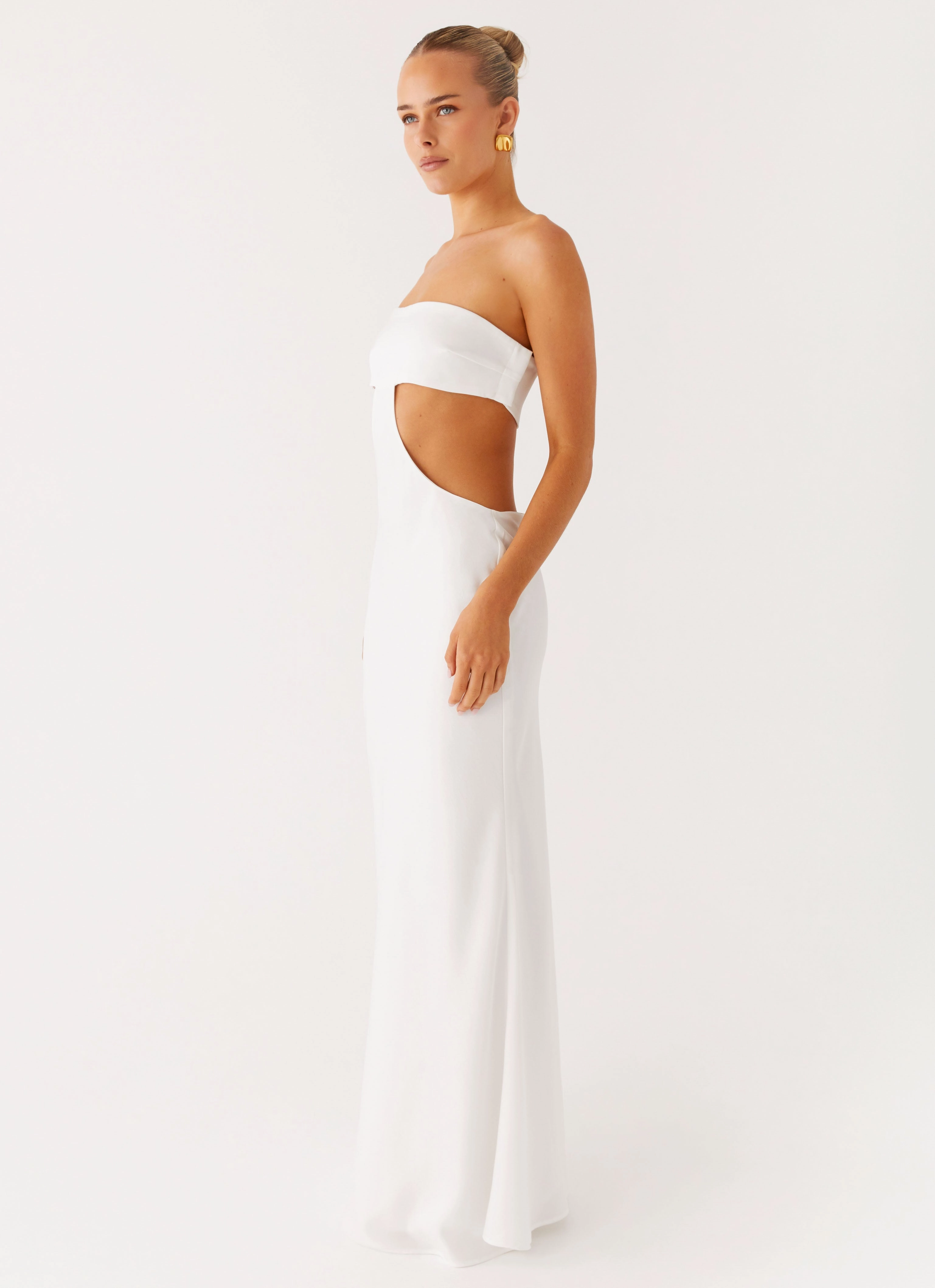 Kiss Me Cut Out Maxi - Ivory Layered Wear Street Flex