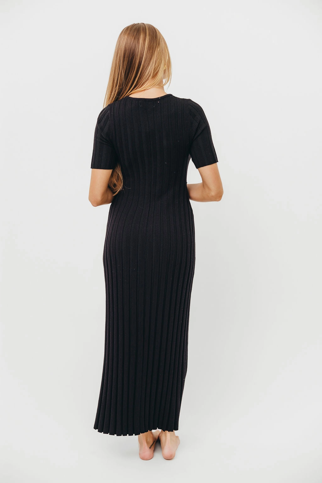 Linen Chic Everyday Piece Oakley Ribbed Maxi Dress in Black - Bump Friendly *Final-Sale*