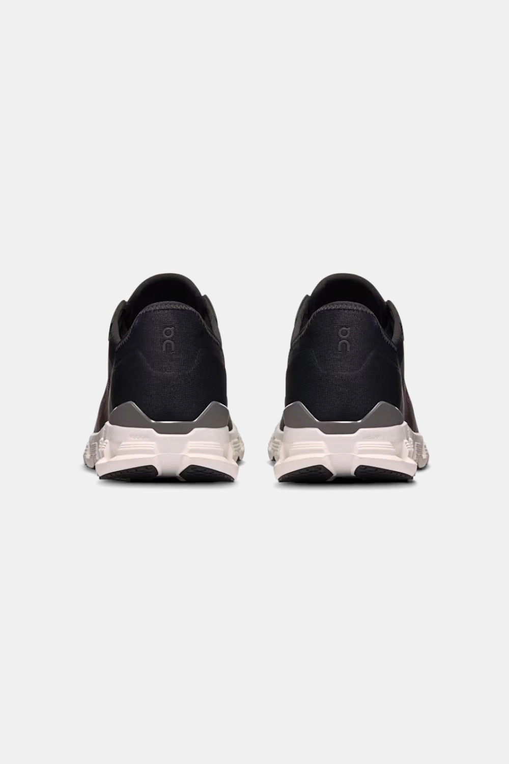 Stretchy Material On Running Men's Cloud X 4 AD in Black & Asphalt
