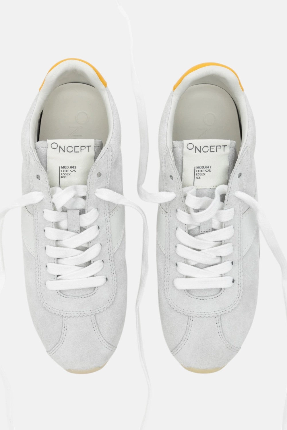 Microfiber Overlay Seamless Upper Engineering Oncept Essex in Ice