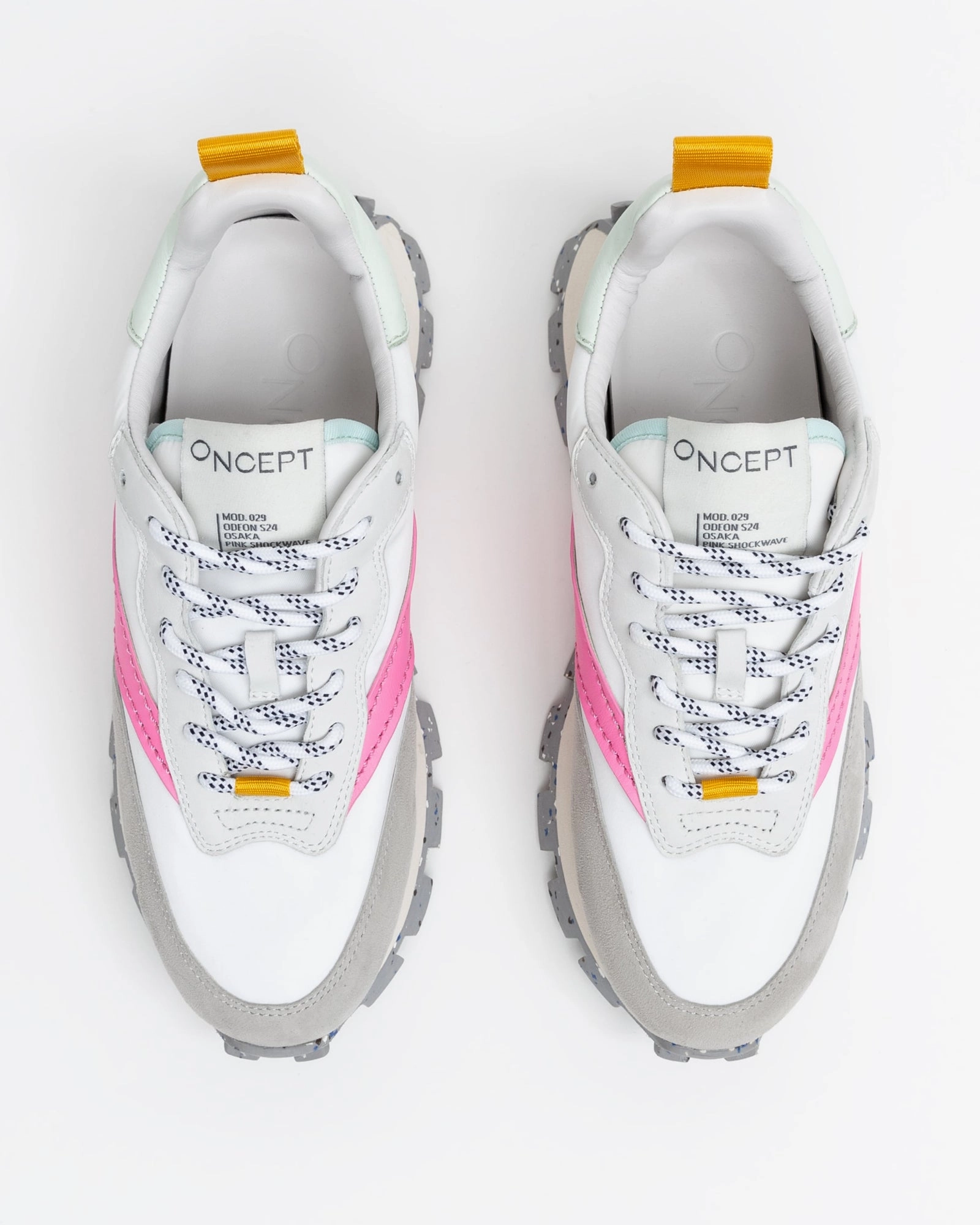 Oncept Osaka Snaekers in Pink Shockwave QuickDrying