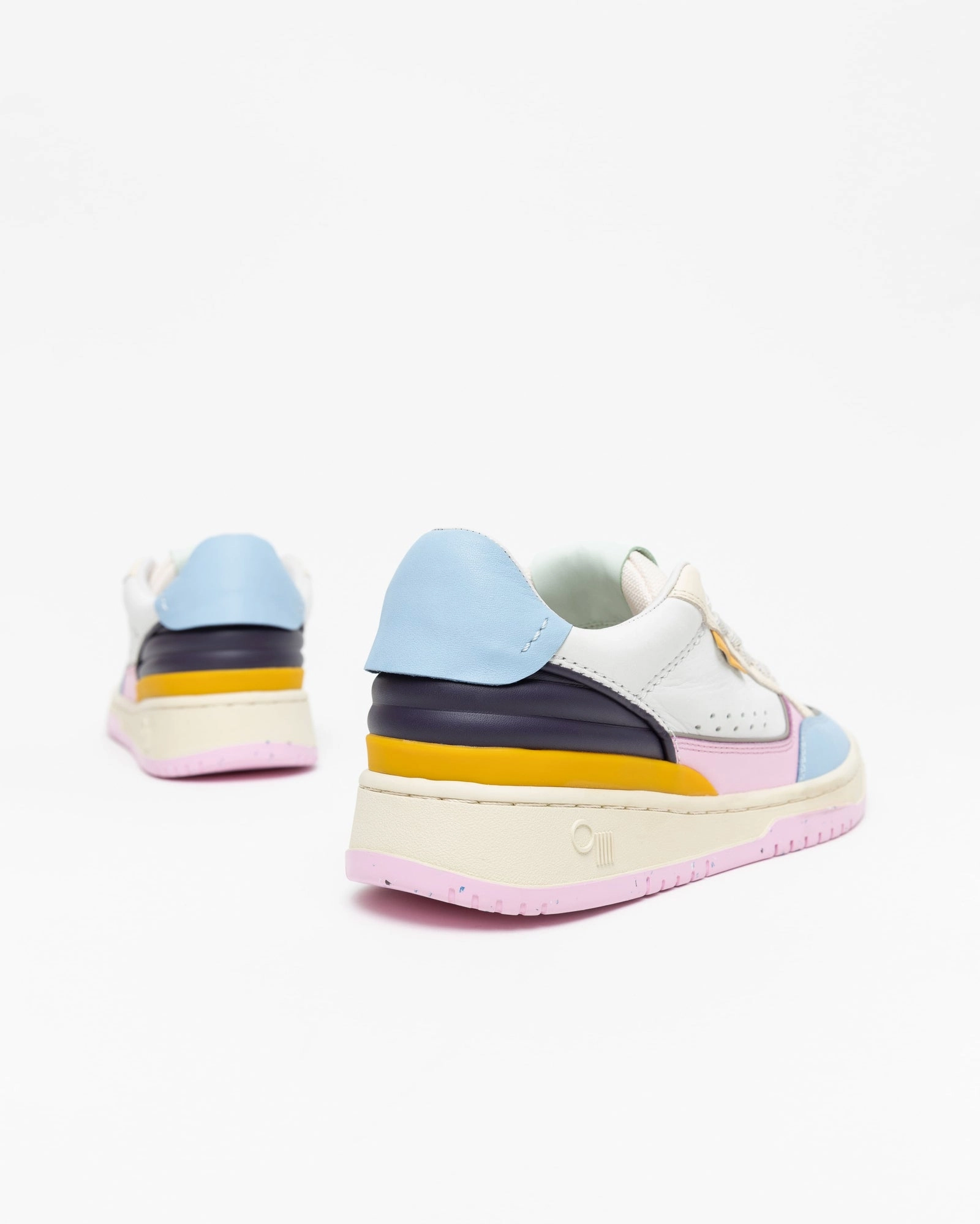 Oncept Paris Sneakers in Orchid Multi Energy Return Technology