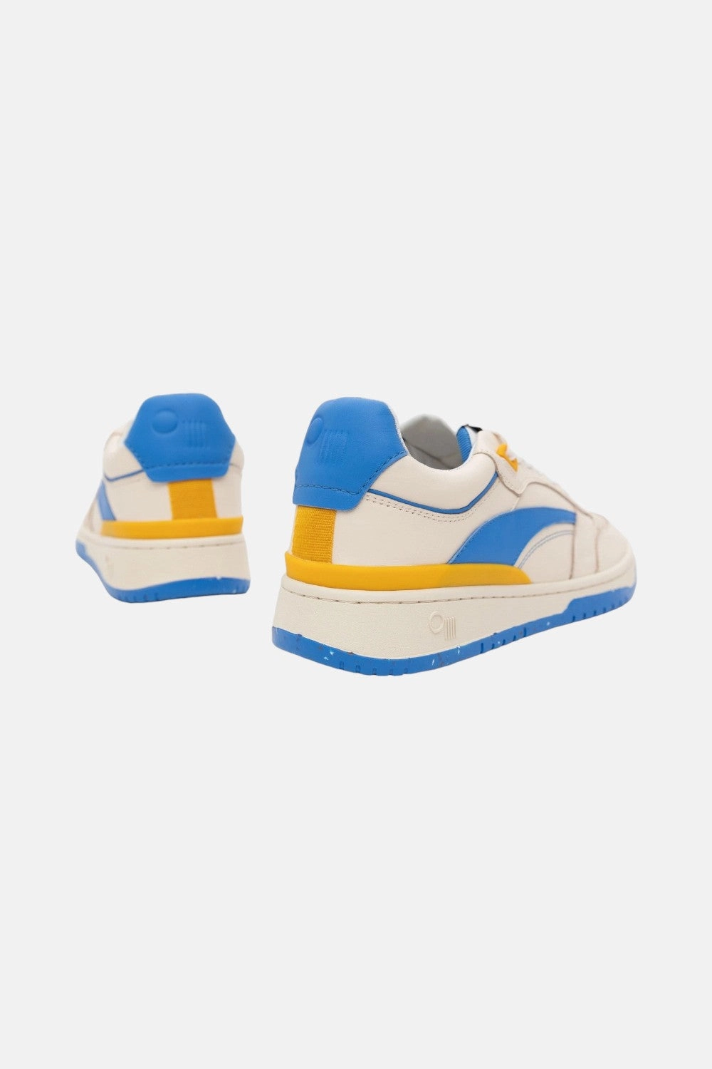 Oncept Preston Sonic Blue Fashion-Forward Look