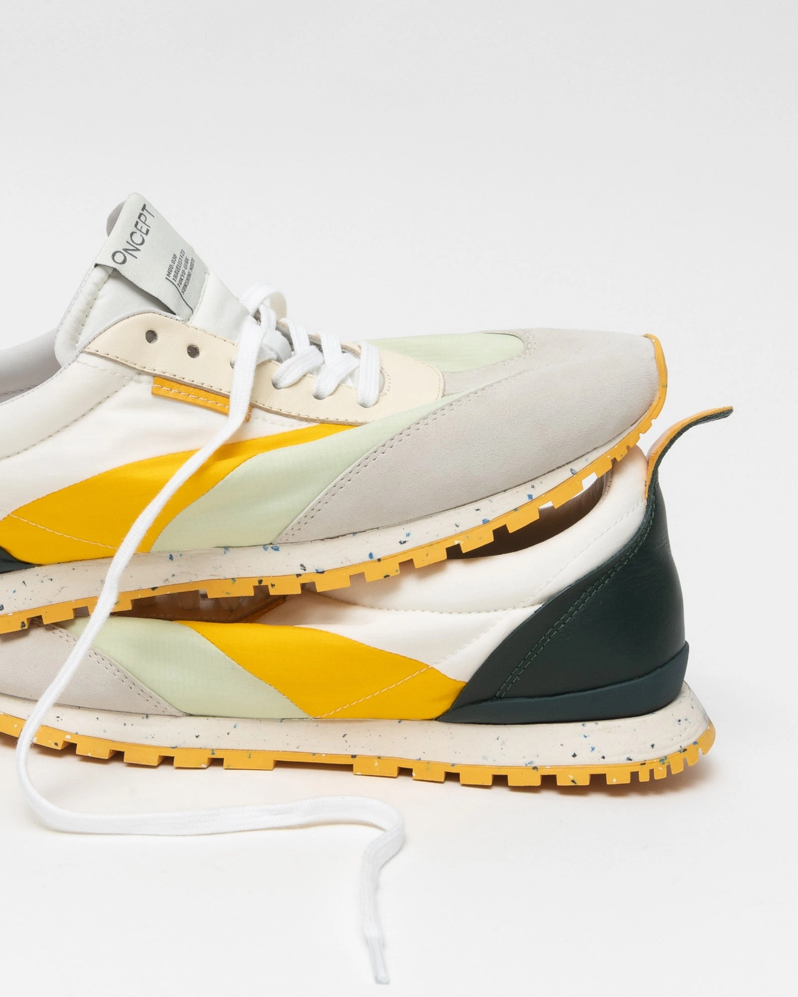 Active Look Oncept Tokyo Glide Sneakers in Sunshine Multi