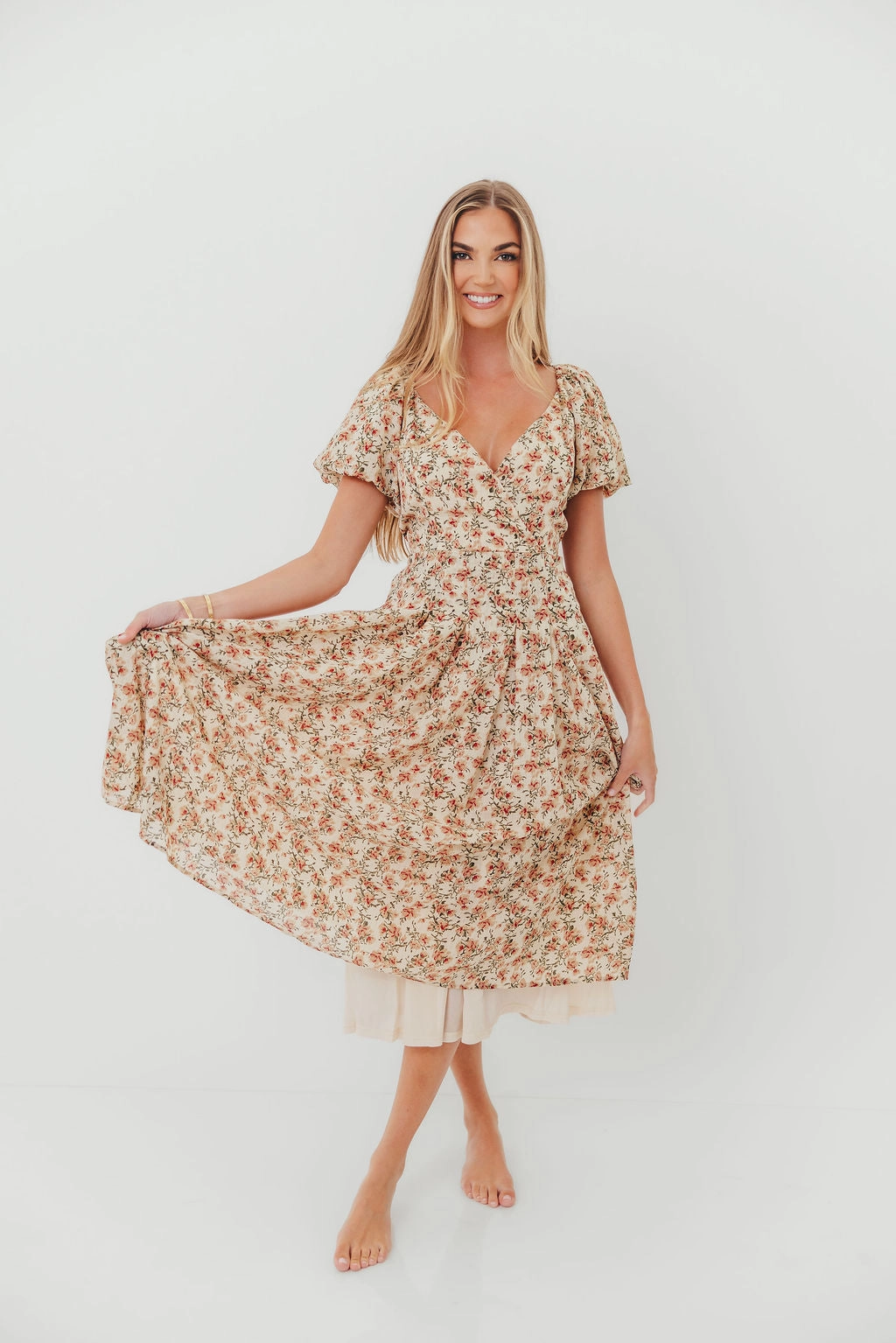 Milania Midi Dress in Ivory Floral slim cut