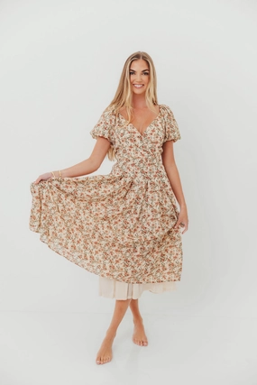 Milania Midi Dress in Ivory Floral slim cut