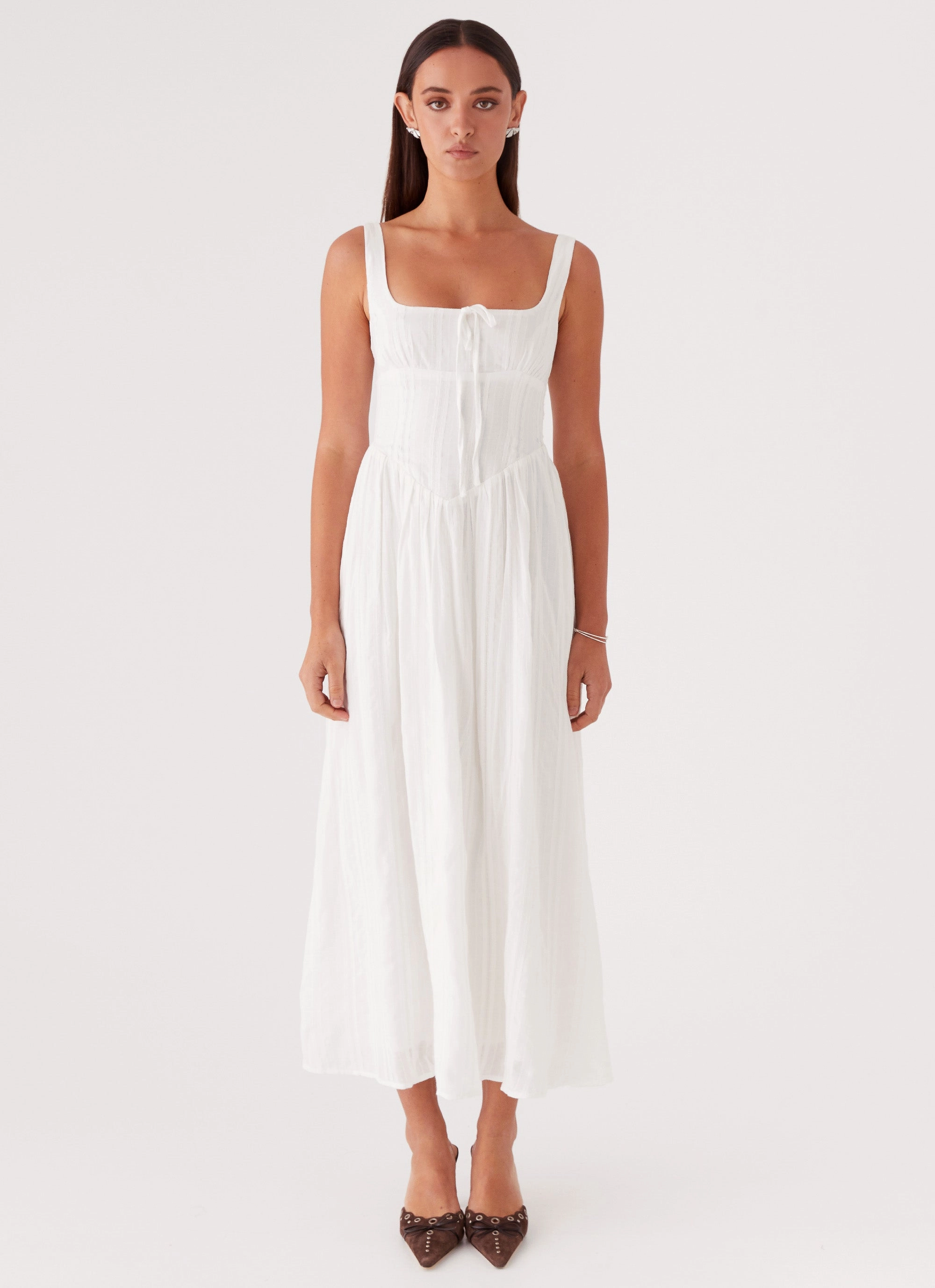 Smart and Chic Pascuelle Midi Dress - White