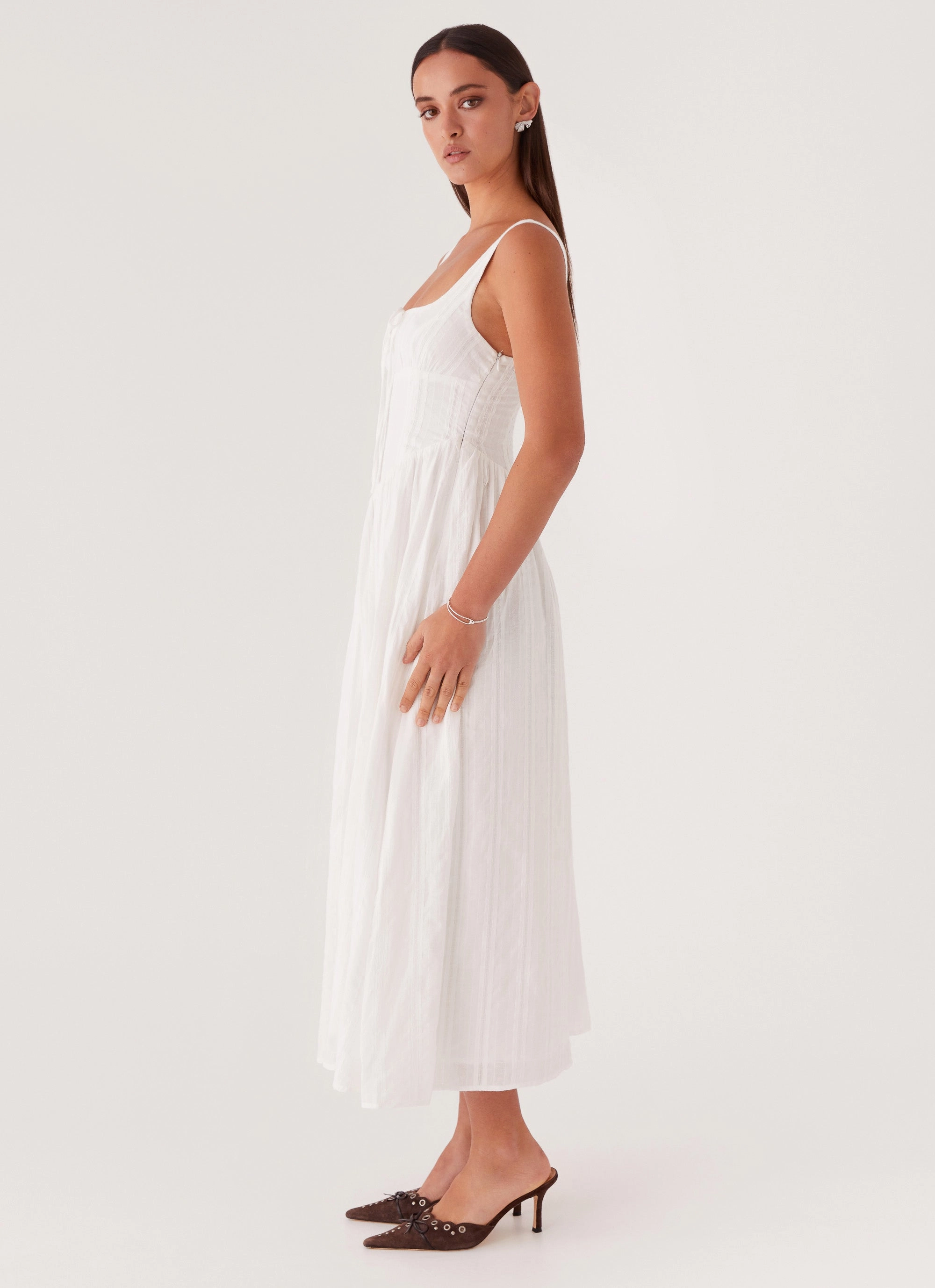 Vacation Vibes Pascuelle Midi Dress - White