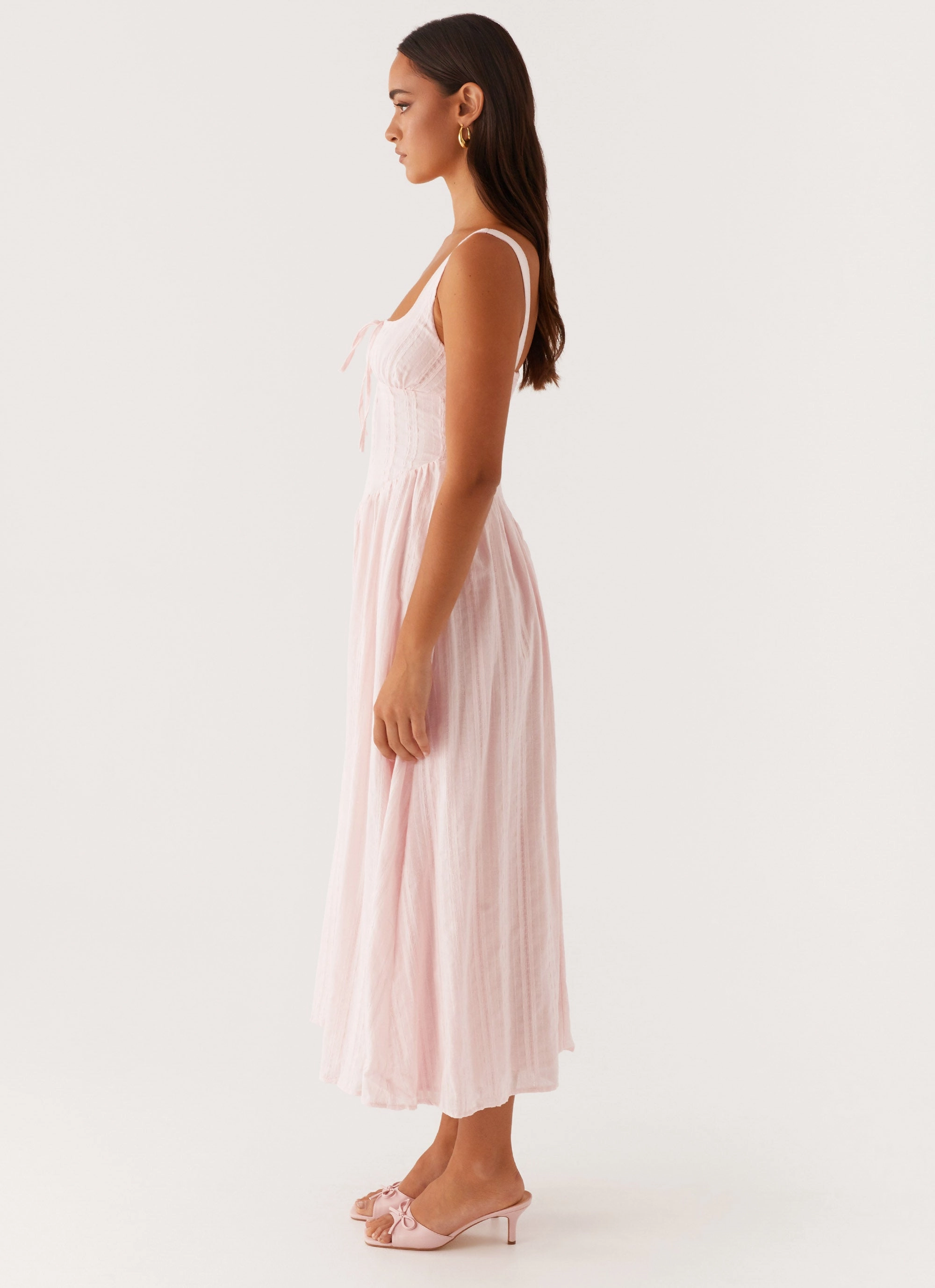 Flattering Layers Lounge Vibes Pascuelle Midi Dress - Pink