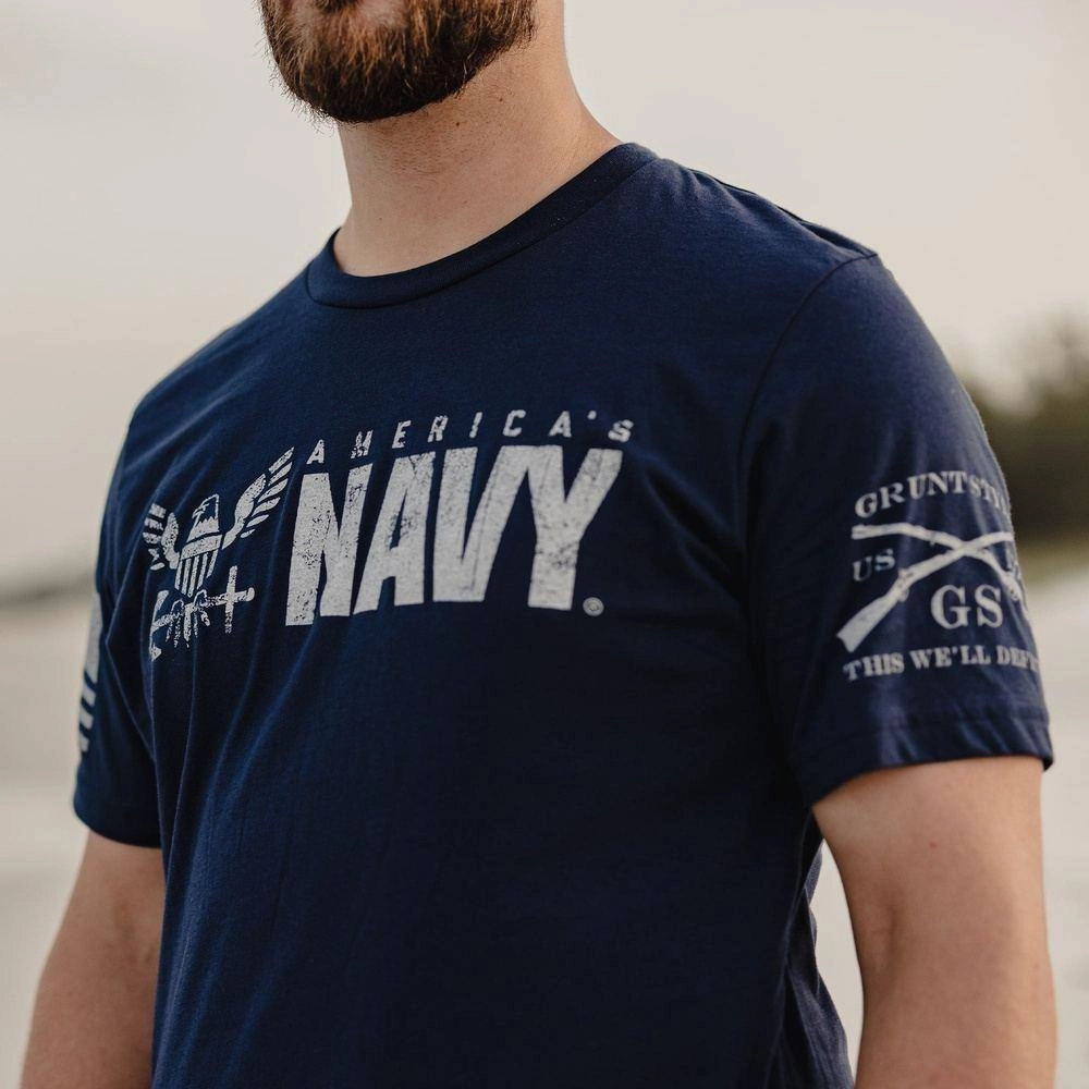 USN - Ship Happens 2.0 T-Shirt - Navy Street Casual Look